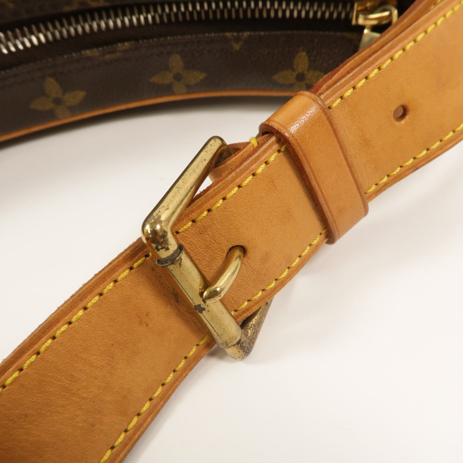 LOUIS VUITTON Monogram Croissant MM肩背袋