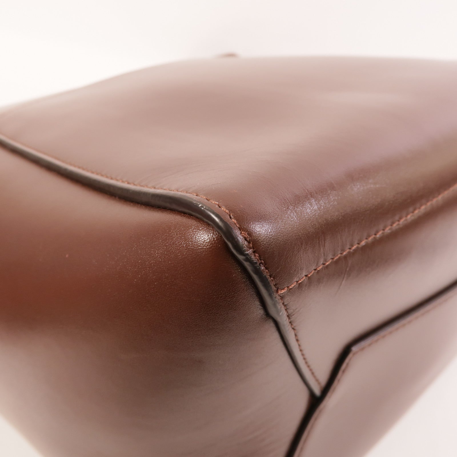 CELINE 牛皮皮革Sangle Bucket Large肩背袋