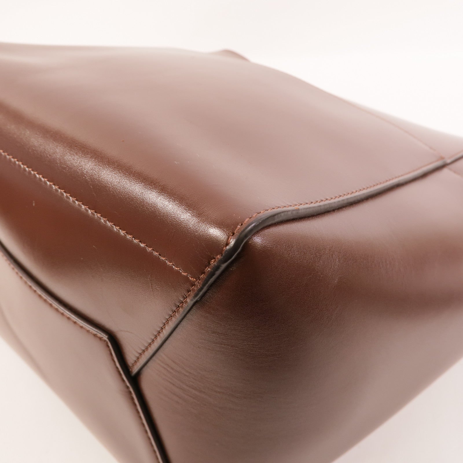 CELINE 牛皮皮革Sangle Bucket Large肩背袋