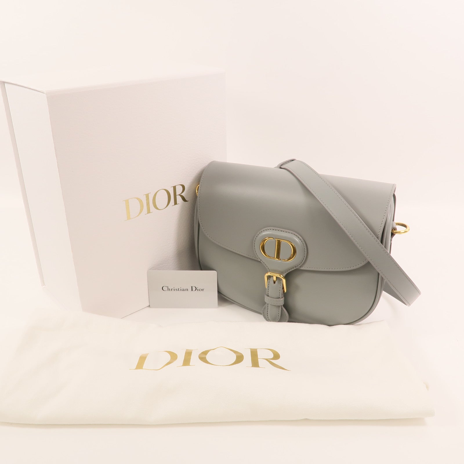 Dior 牛皮皮革Bobby Bag Medium金扣肩背袋