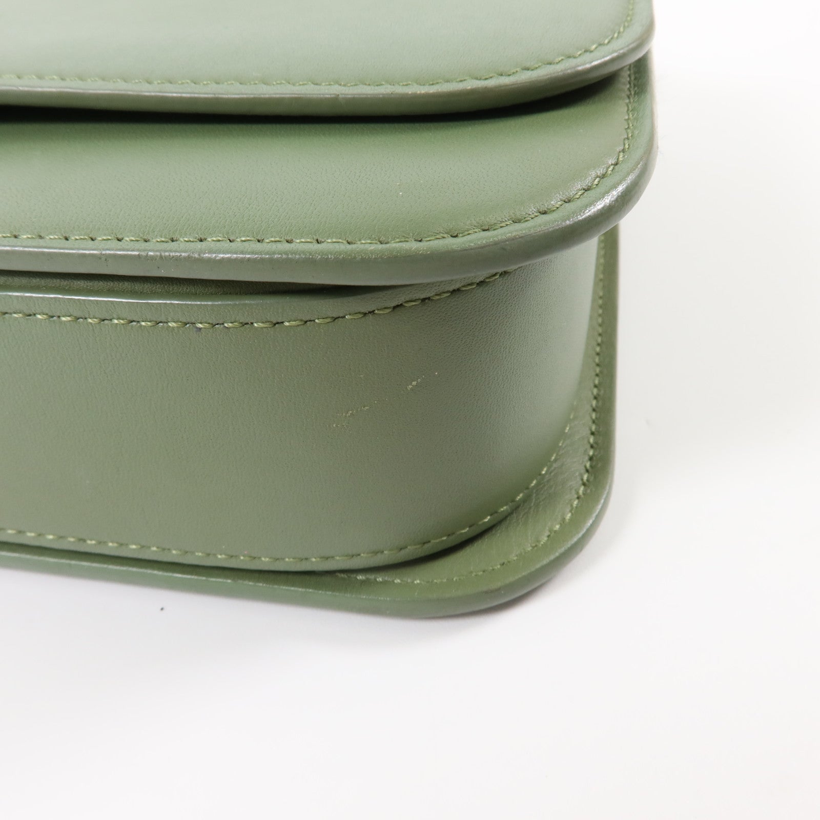 LOEWE 牛皮皮革Goya Medium肩背袋