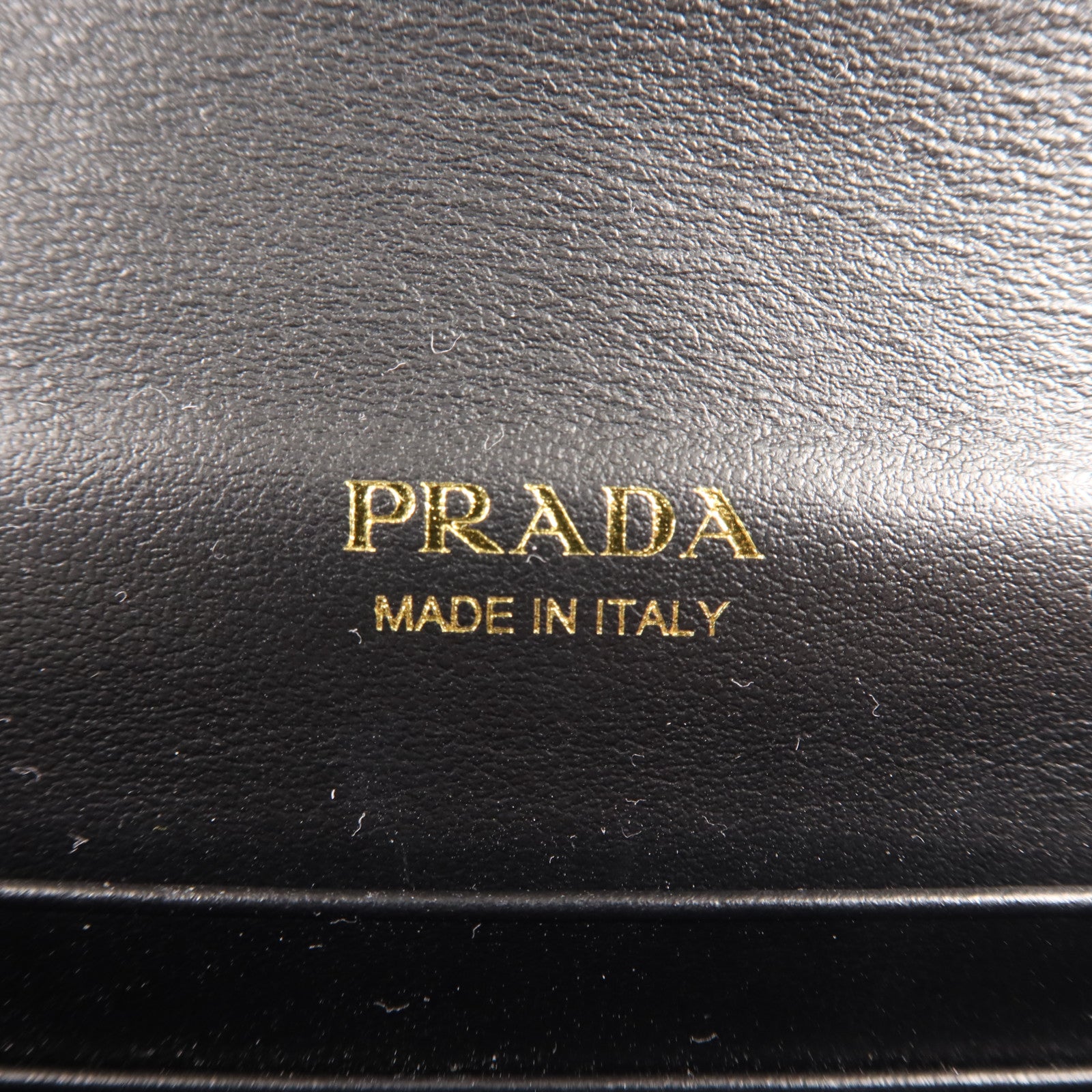 PRADA 牛皮皮革Chain Shoulder金扣鏈帶肩背袋