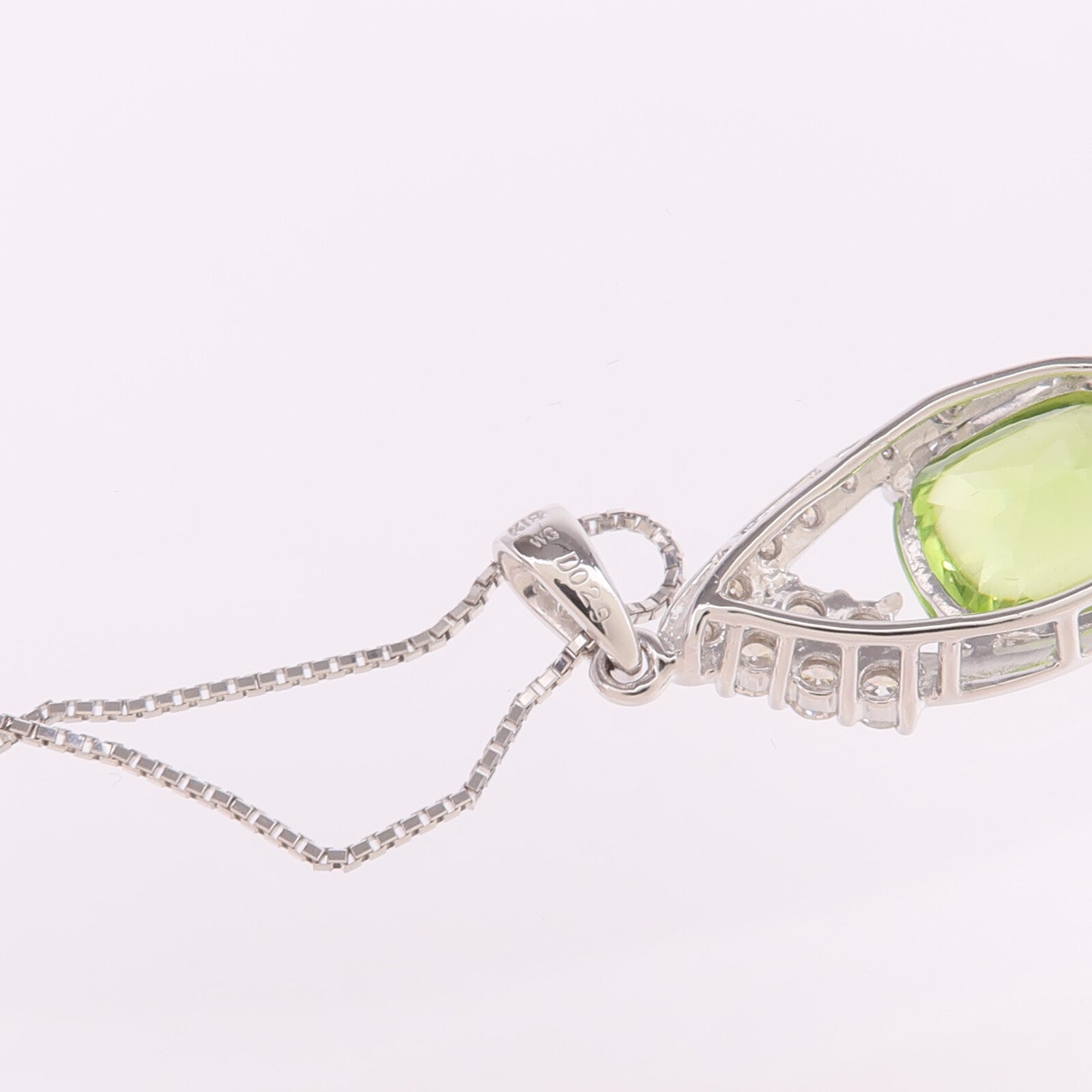 JEWELRY 【激減優惠】18K白金Peridot Diamnd Necklace橄欖石/鑽石項鍊