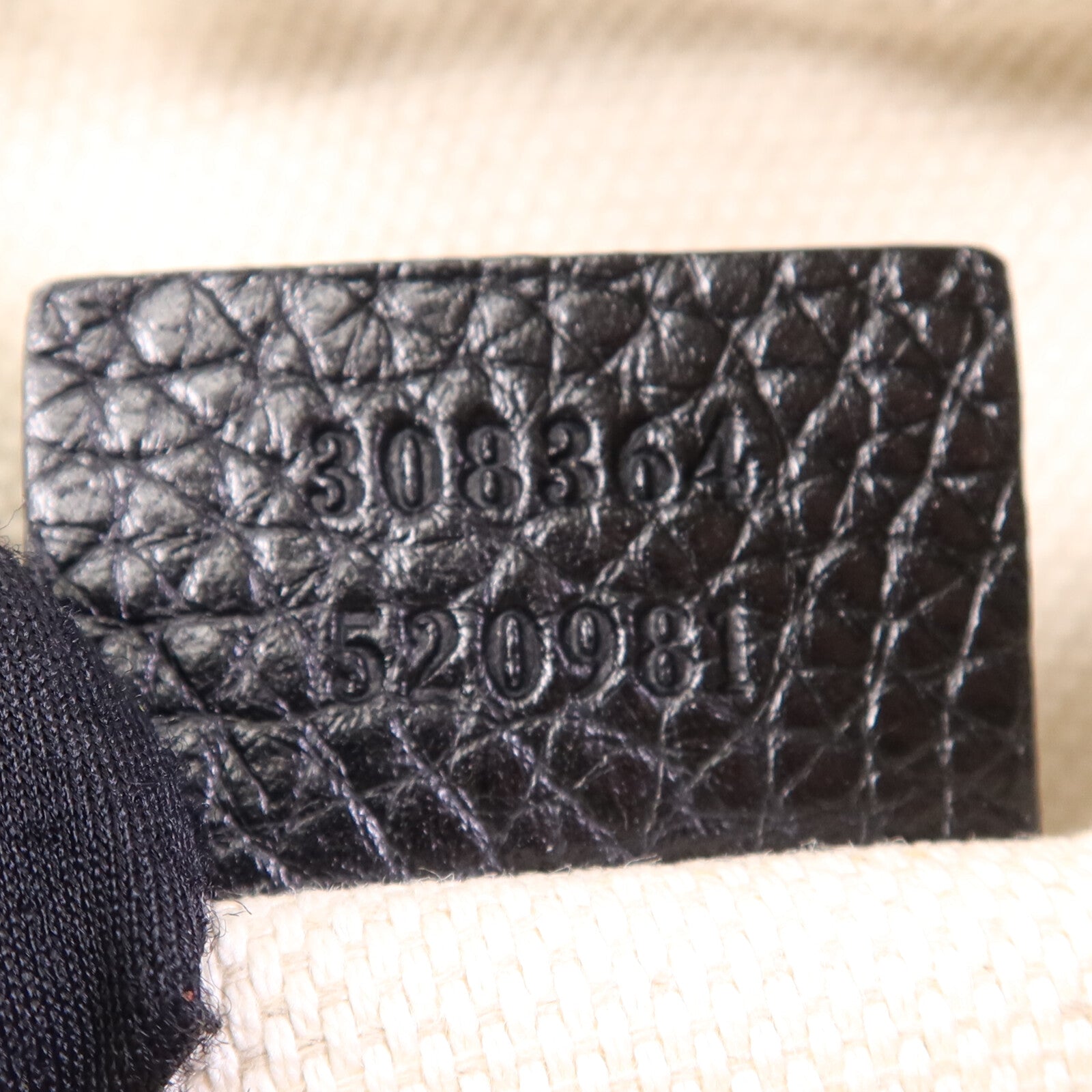 GUCCI 牛皮皮革Soho Disco Bag金扣肩背袋
