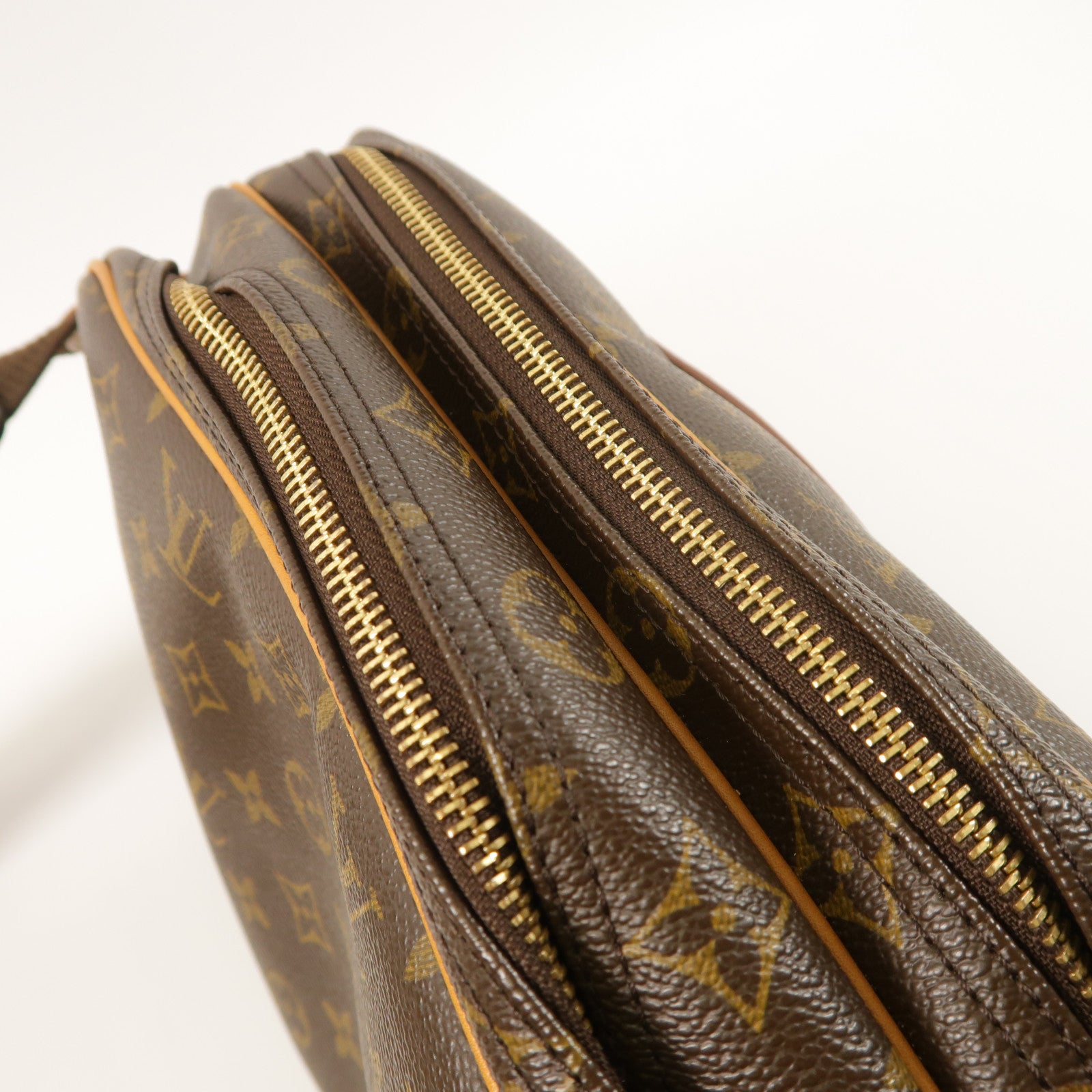 LOUIS VUITTON Monogram Reporter PM金扣肩背袋棕色