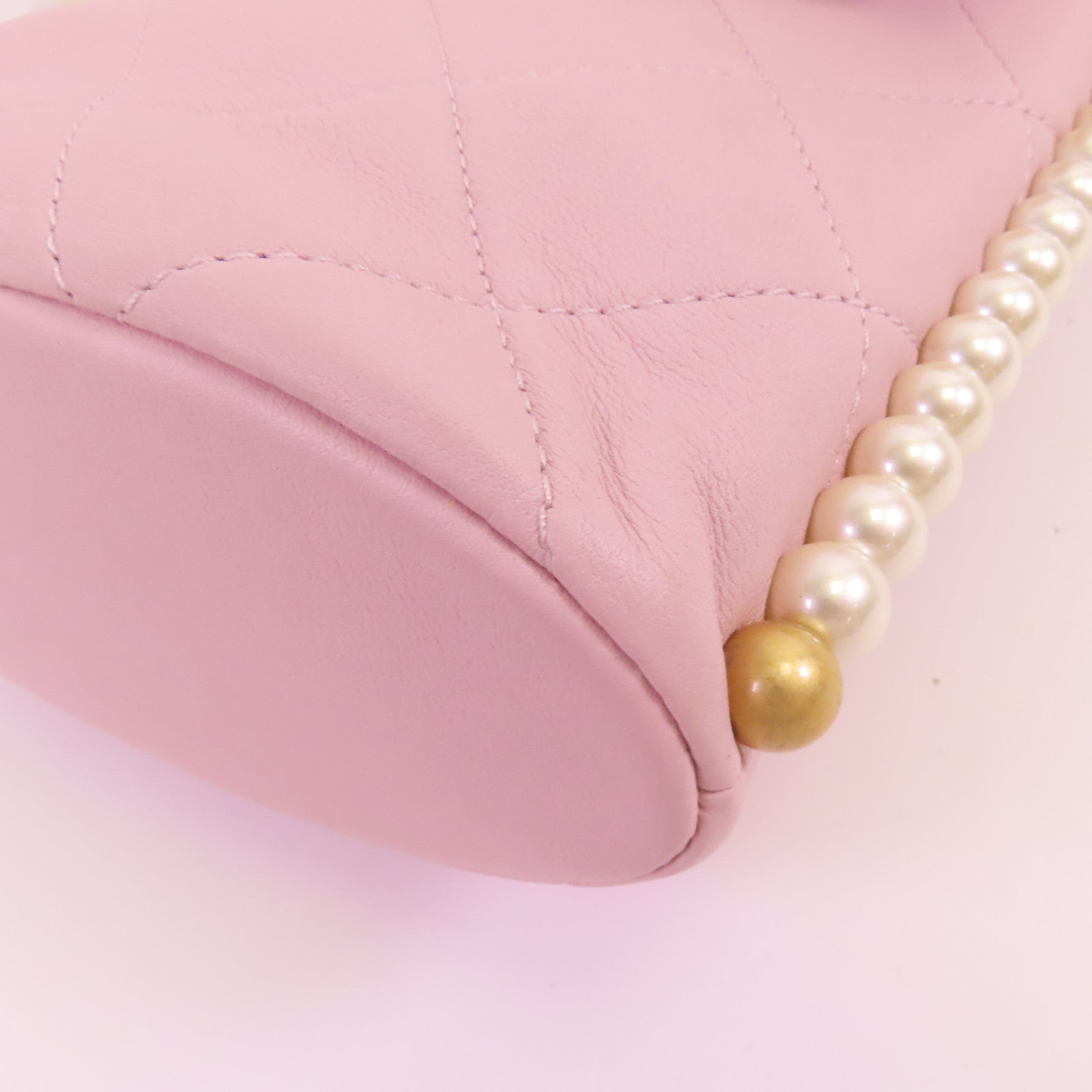 CHANEL 牛皮皮革Chain Shoulder金扣肩背袋
