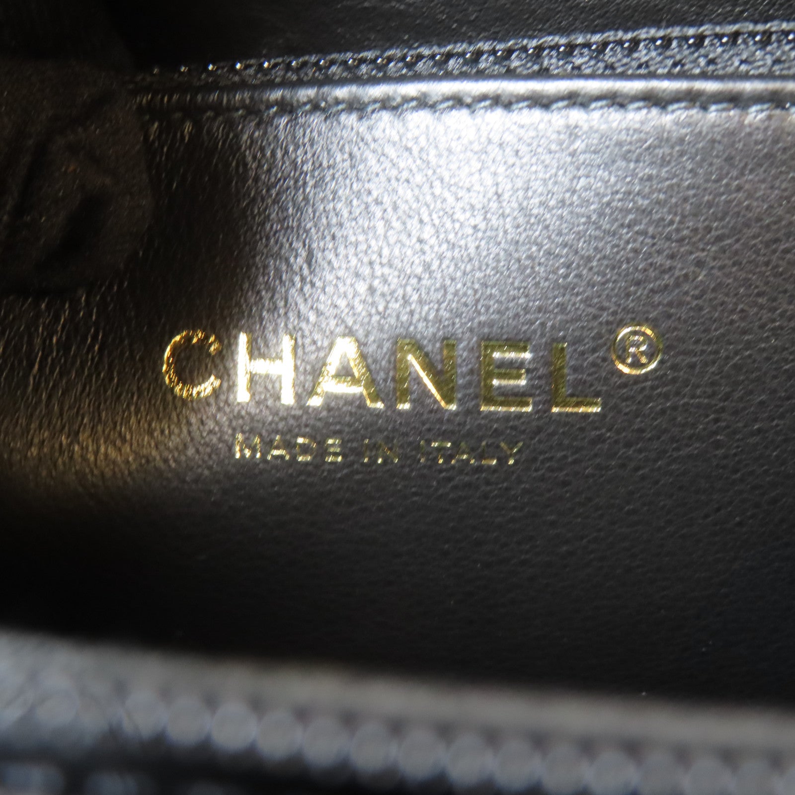 CHANEL 菱格Caviar皮革Vanity Case金扣手挽肩背兩用袋黑色