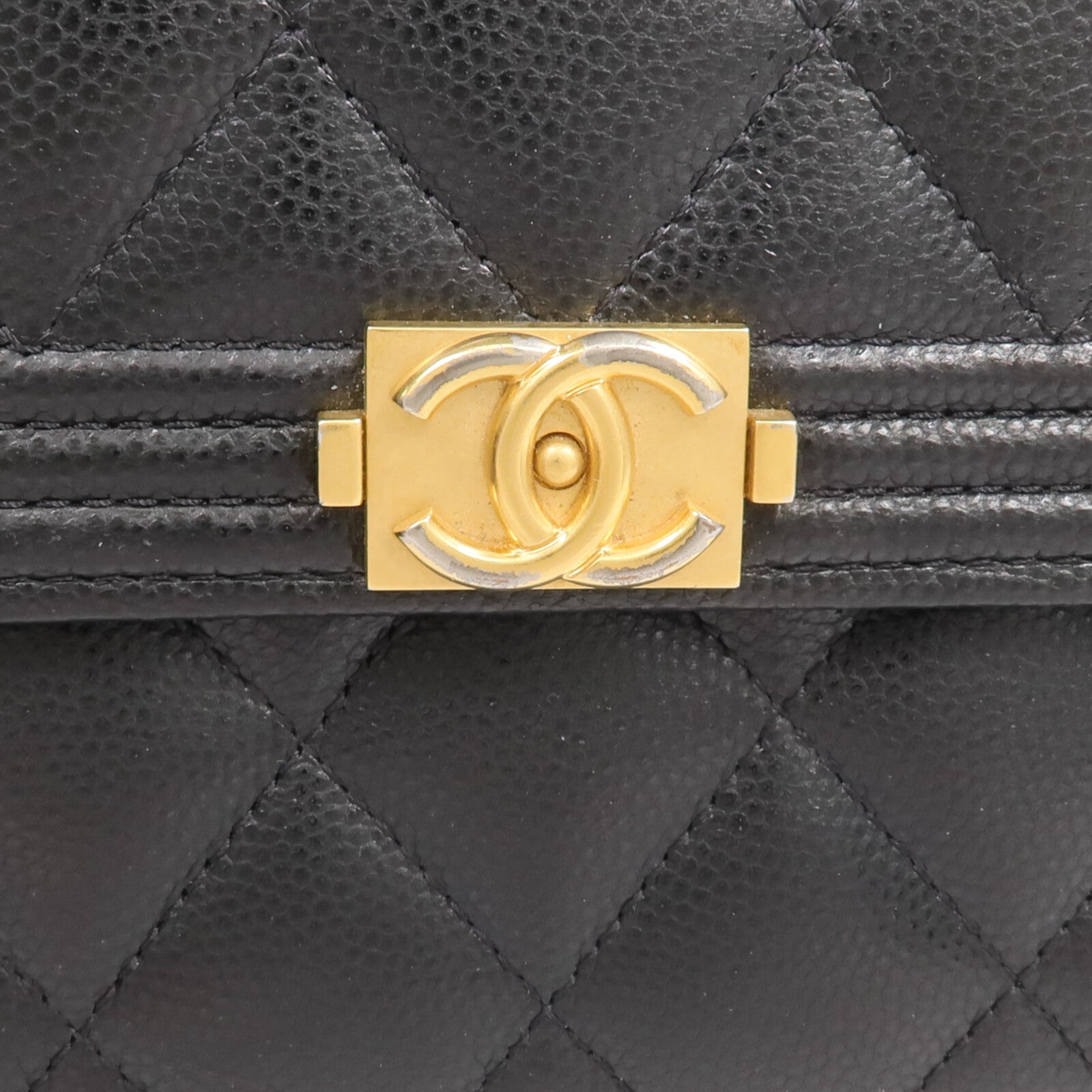 CHANEL 牛皮皮革Boy Long Wallet金扣長錢包