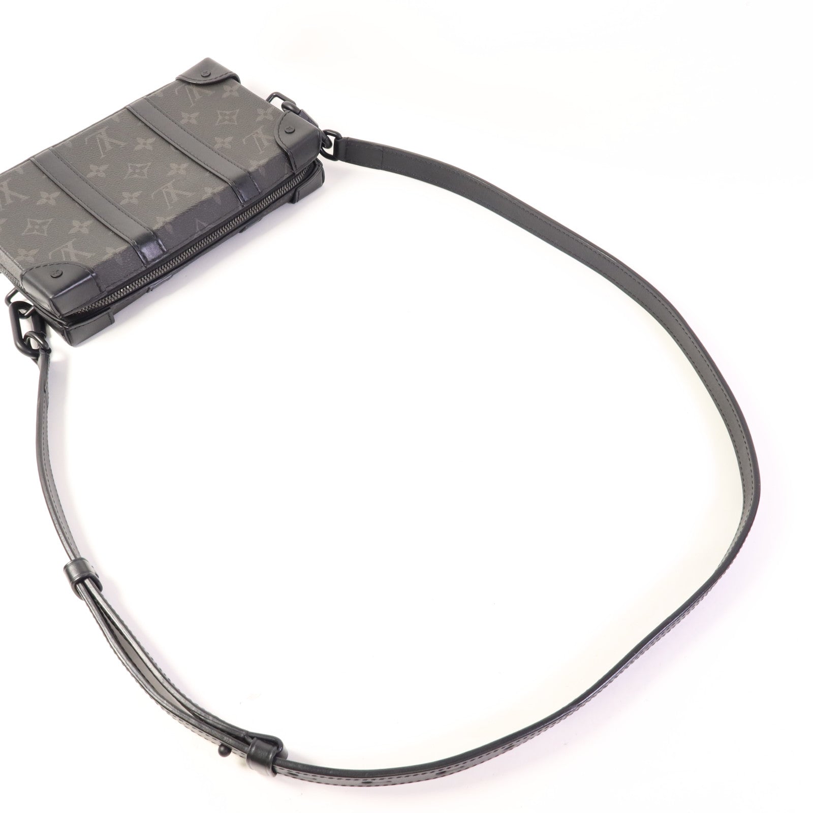 LOUIS VUITTON Monogram Eclipse Soft Trunk Wallet肩背袋