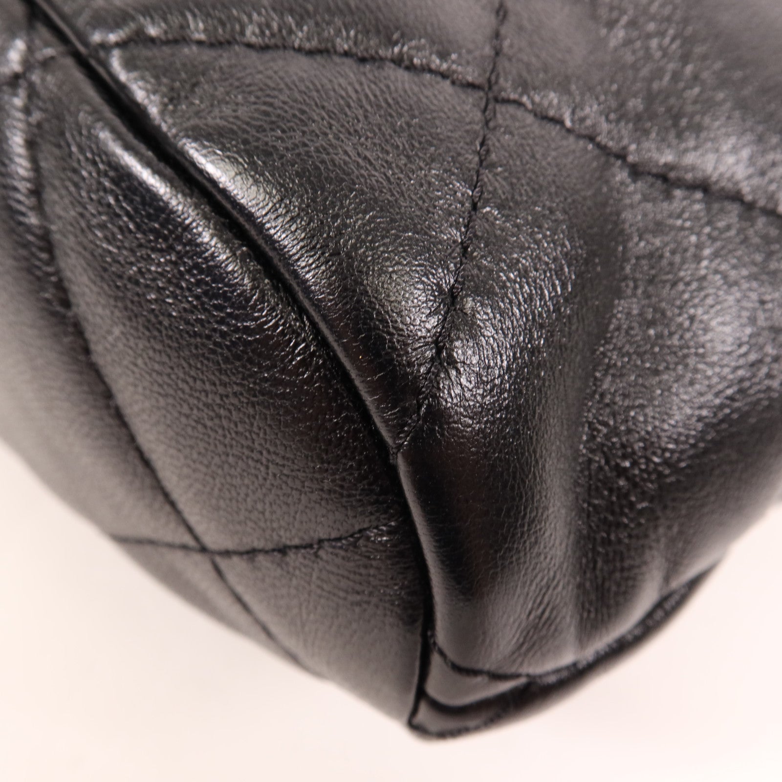 CHANEL 牛皮皮革Rucksack金扣背包