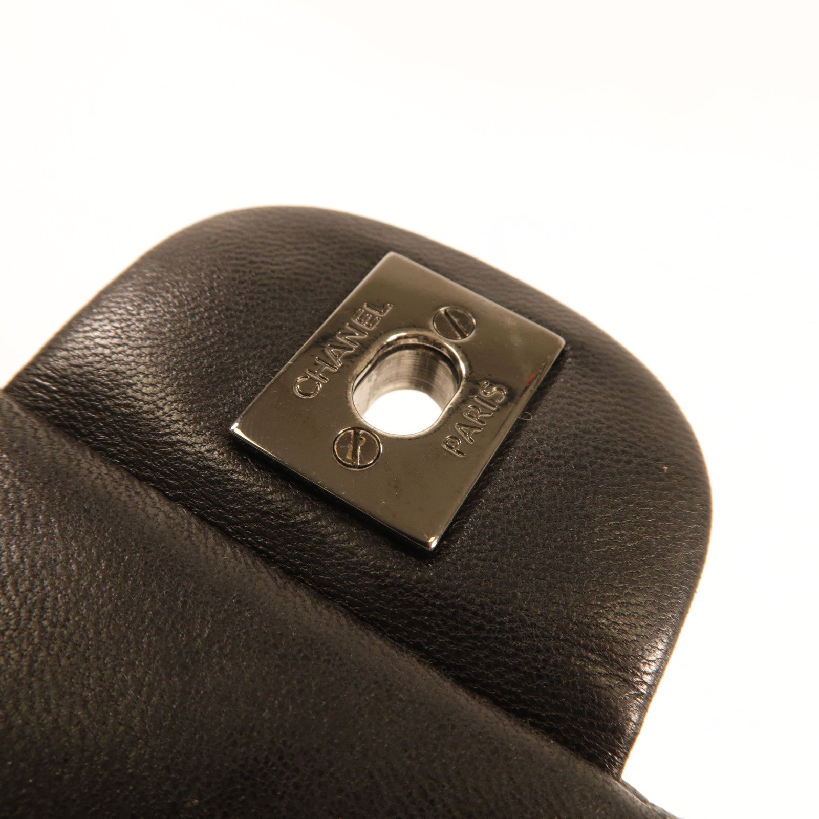 CHANEL 羊皮皮革Mini Classic 20銀扣肩背袋