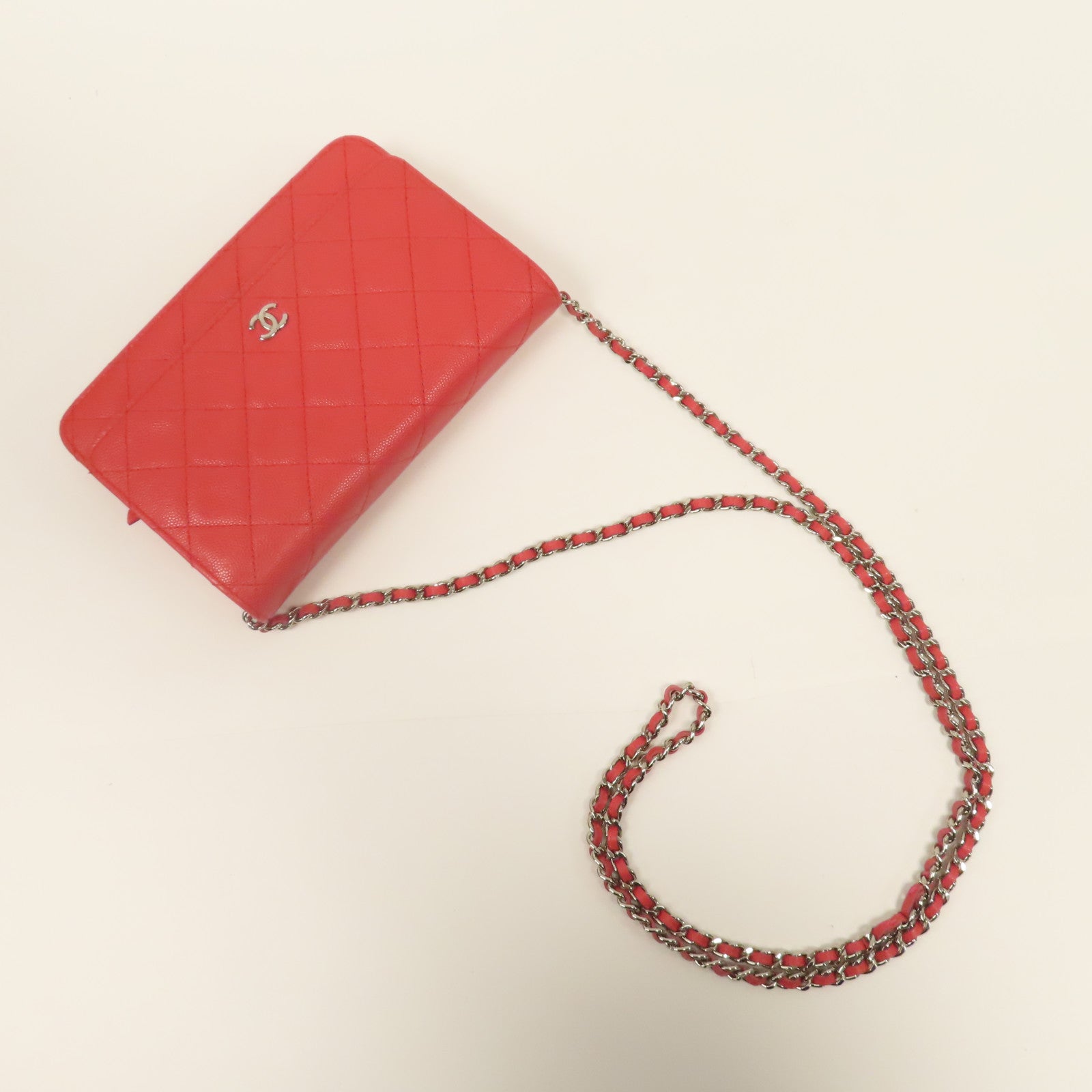 CHANEL 菱格Caviar皮革WOC銀扣鏈帶肩背袋粉紅色