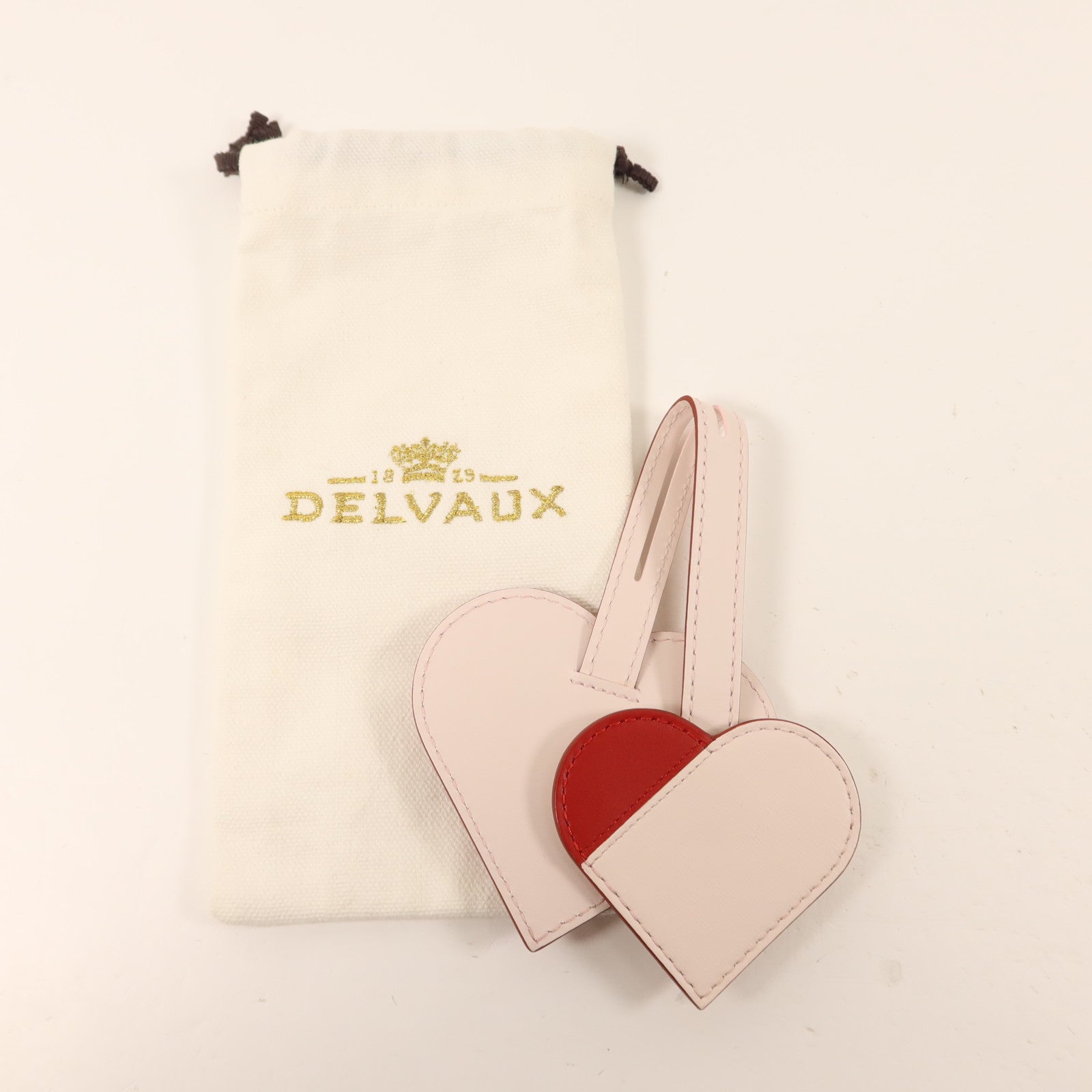 Delvaux Box Calf皮革Charms D Coeur掛飾