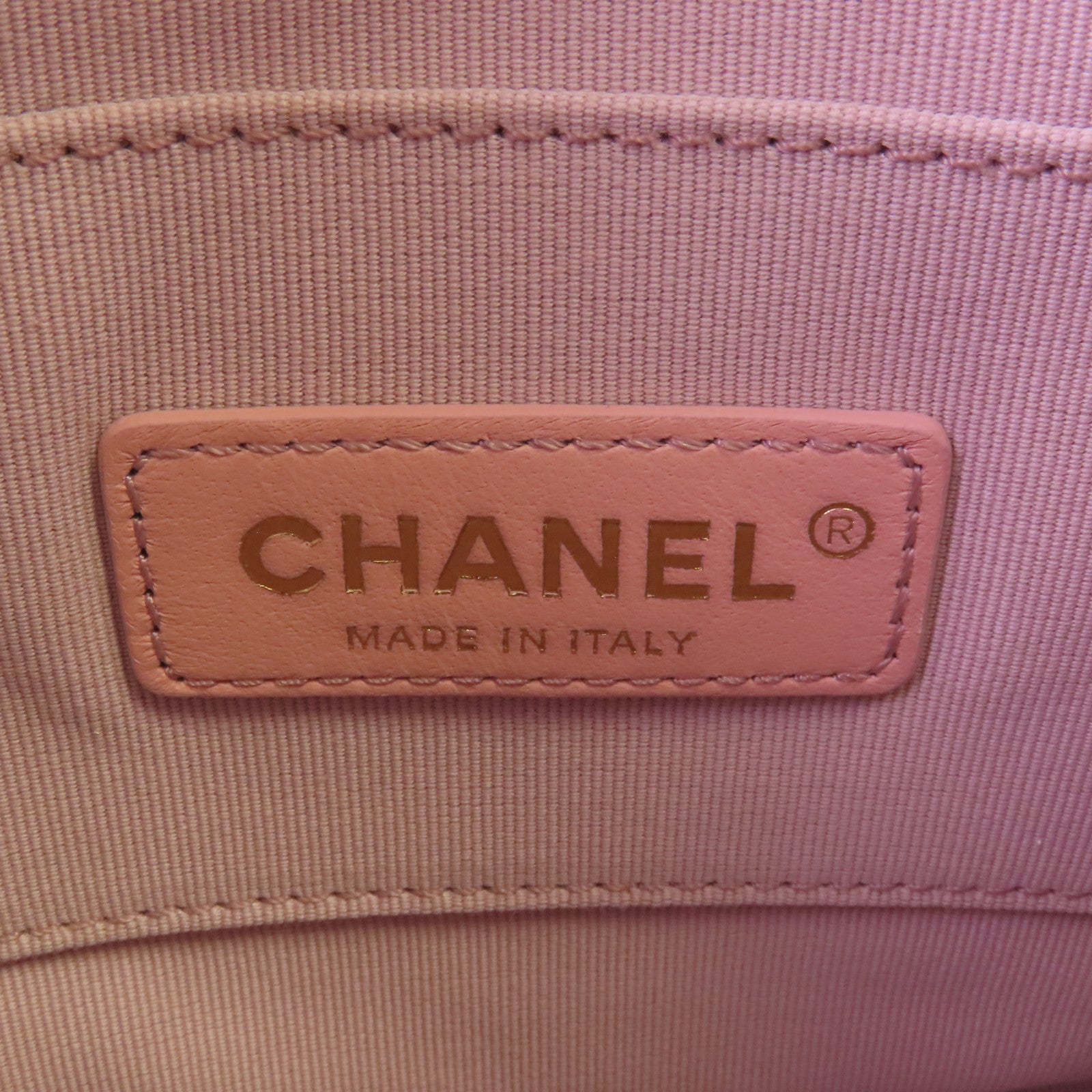 CHANEL 牛皮皮革Chain Shoulder金扣肩背袋