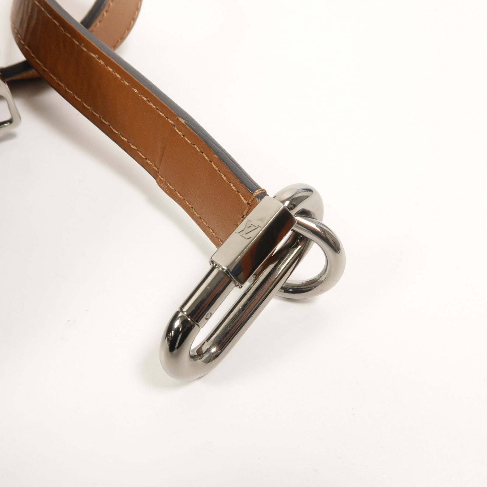 LOUIS VUITTON Monogram Eclipse Volga On Strap肩背袋