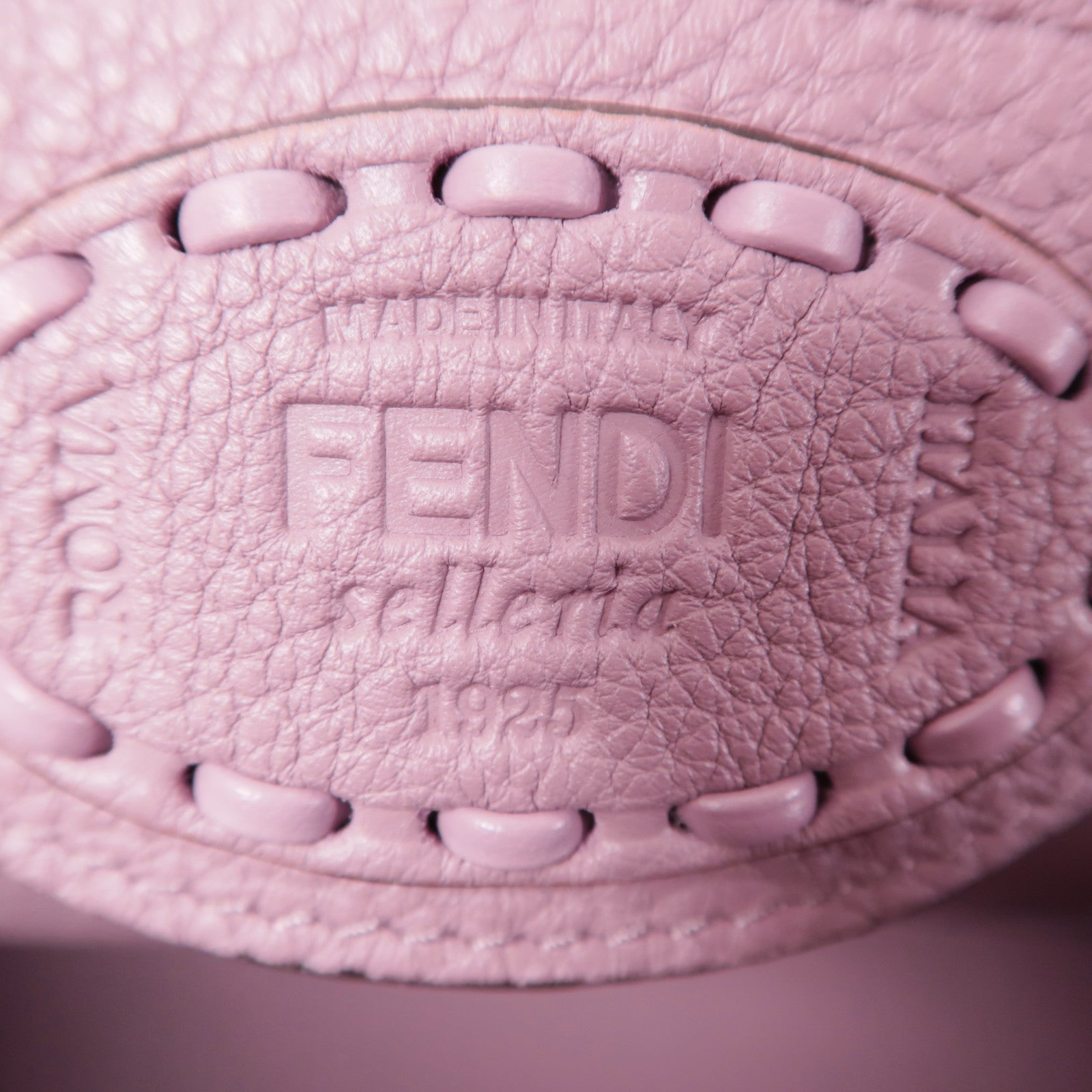 FENDI 【激減優惠】牛皮皮革By The Way Selleria Bag銀扣手挽肩背兩用袋