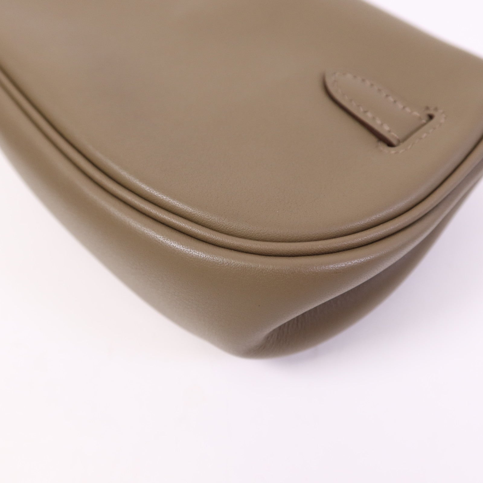 HERMES 【激減優惠】Swift皮革Kelly Moove銀扣肩背袋Etoupe