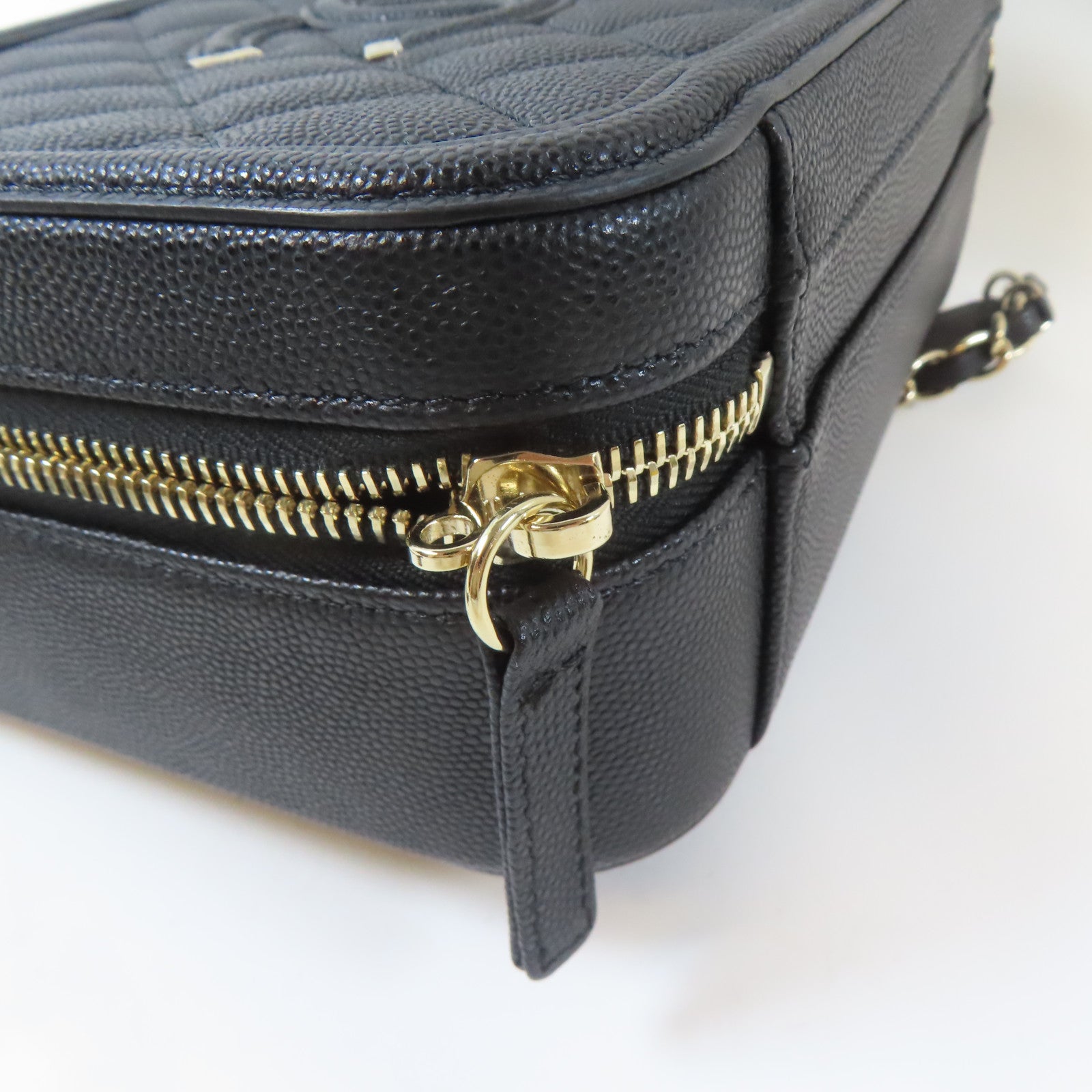 CHANEL 菱格Caviar皮革Vanity Case金扣手挽肩背兩用袋黑色