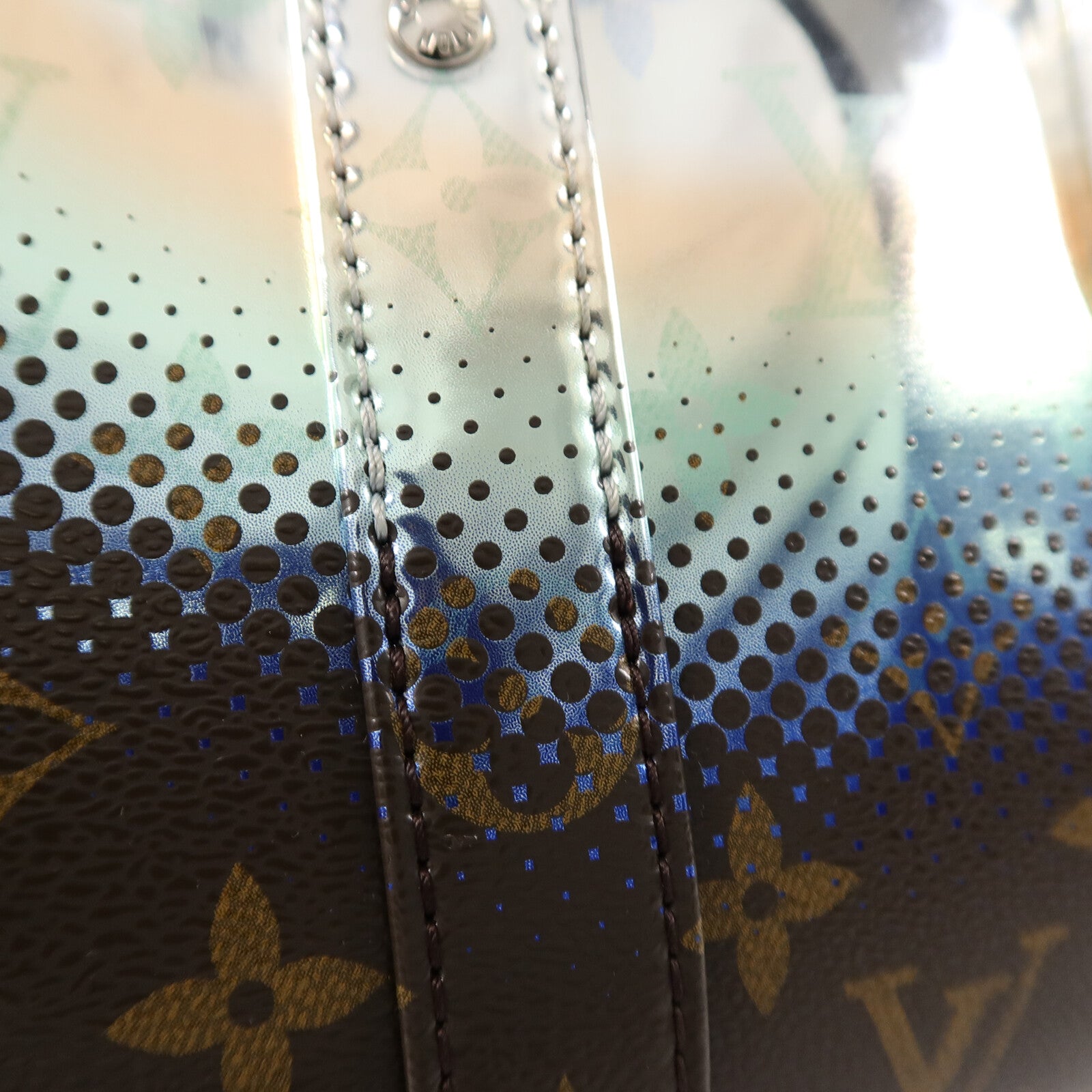 LOUIS VUITTON Monogram Metallic Nebula Keepall Bandouliere 25 手挽肩背兩用袋