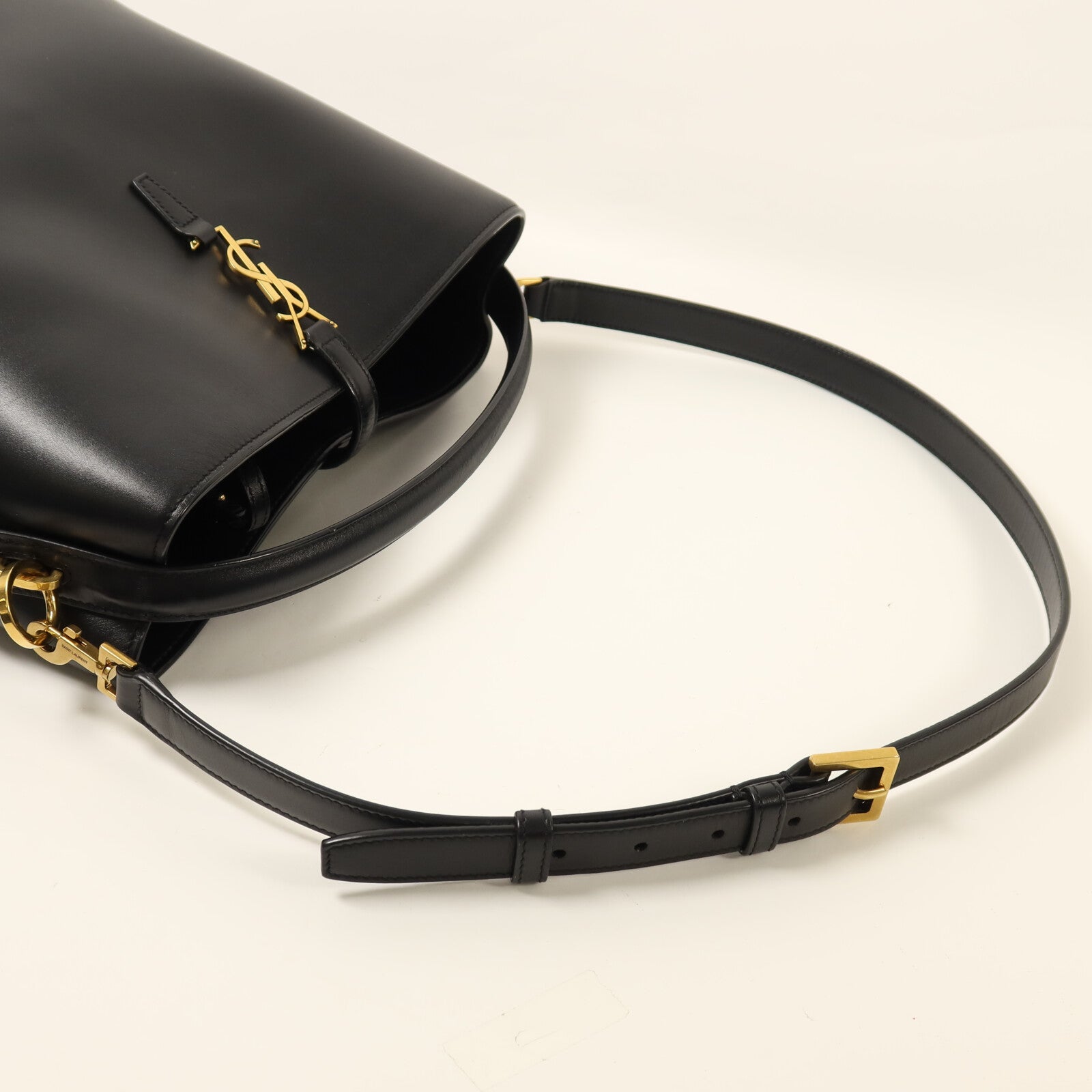 YVES SAINT LAURENT 牛皮皮革Le 37手挽肩背兩用袋