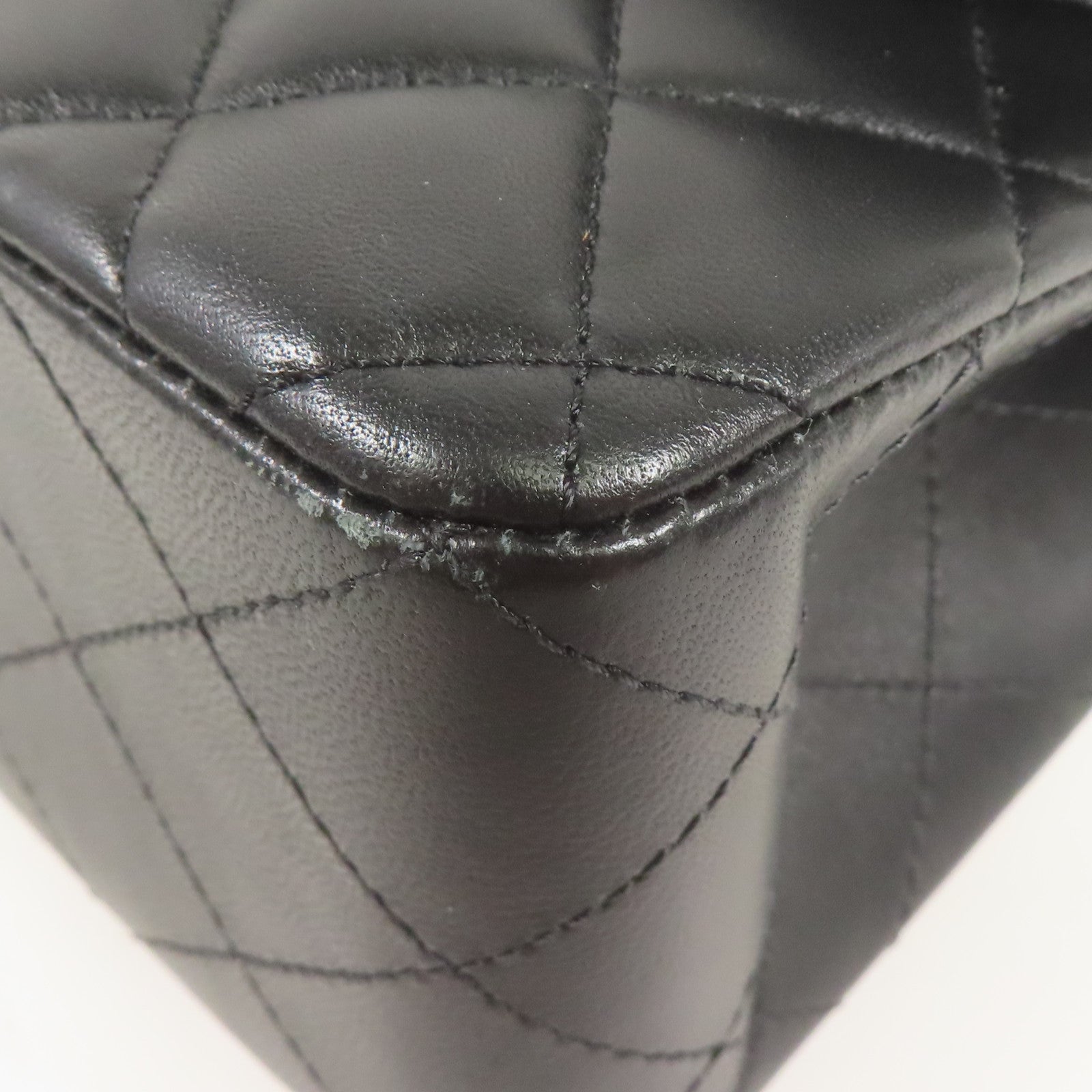 CHANEL 羊皮皮革Classic 23金扣鏈帶肩背袋