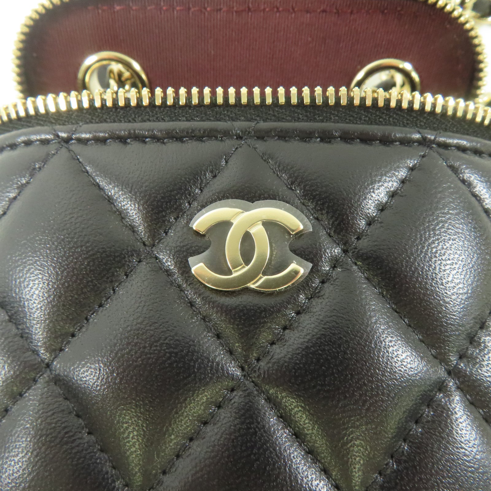 CHANEL 羊皮皮革Vanity Case金扣肩背袋黑色