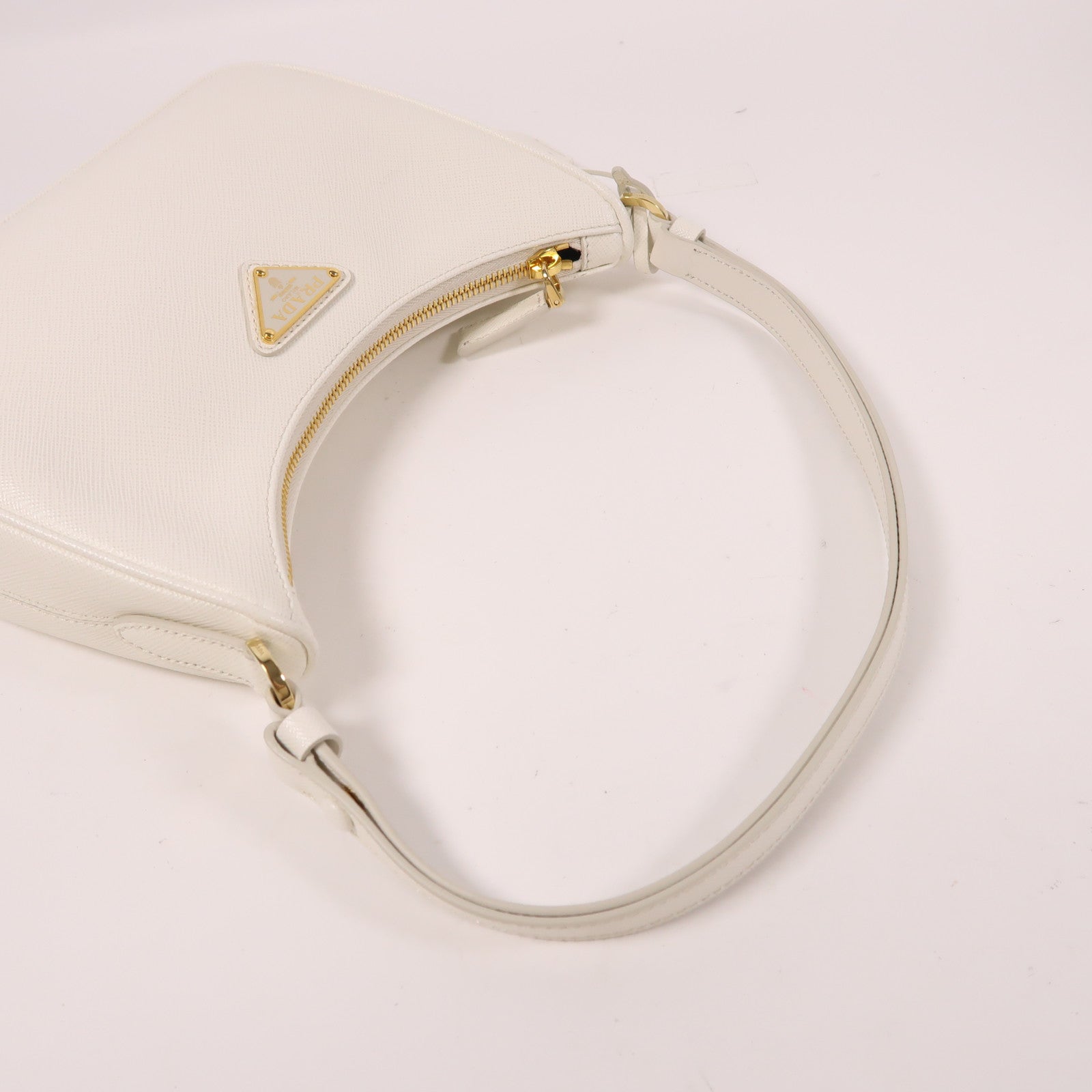 PRADA Saffiano皮革Saffiano Mini Bag金扣肩背袋
