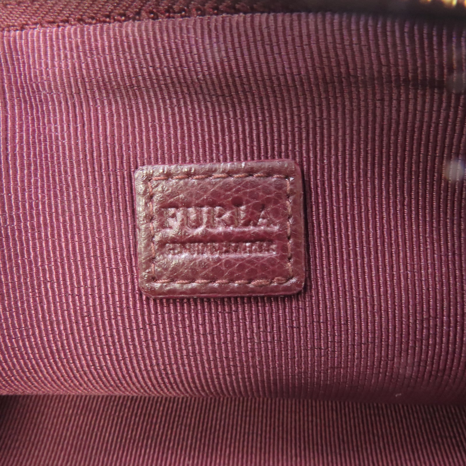 Furla 牛皮皮革Pouch/Clutch金扣手拿包酒紅色