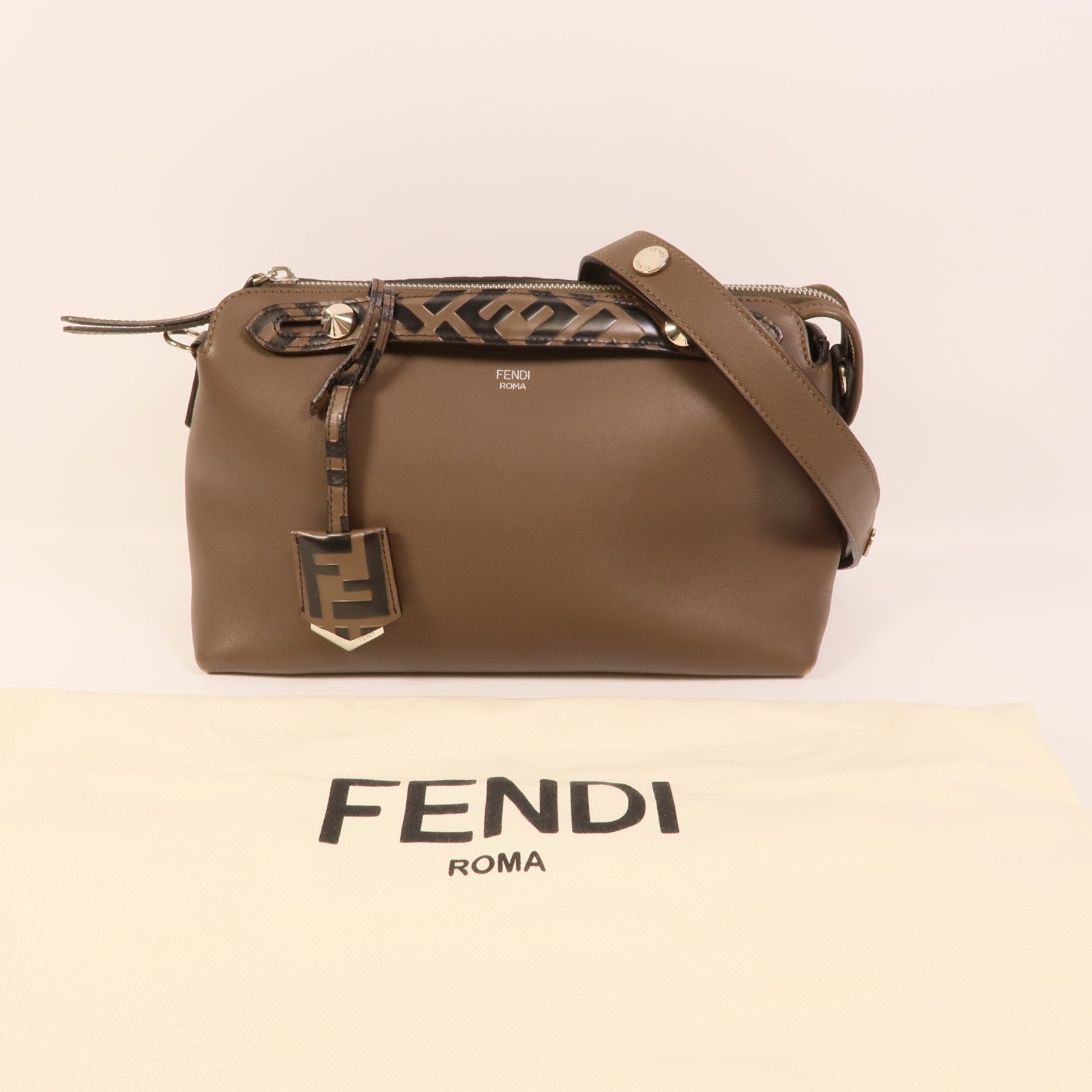 FENDI 牛皮皮革By The Way Medium手挽肩背兩用袋