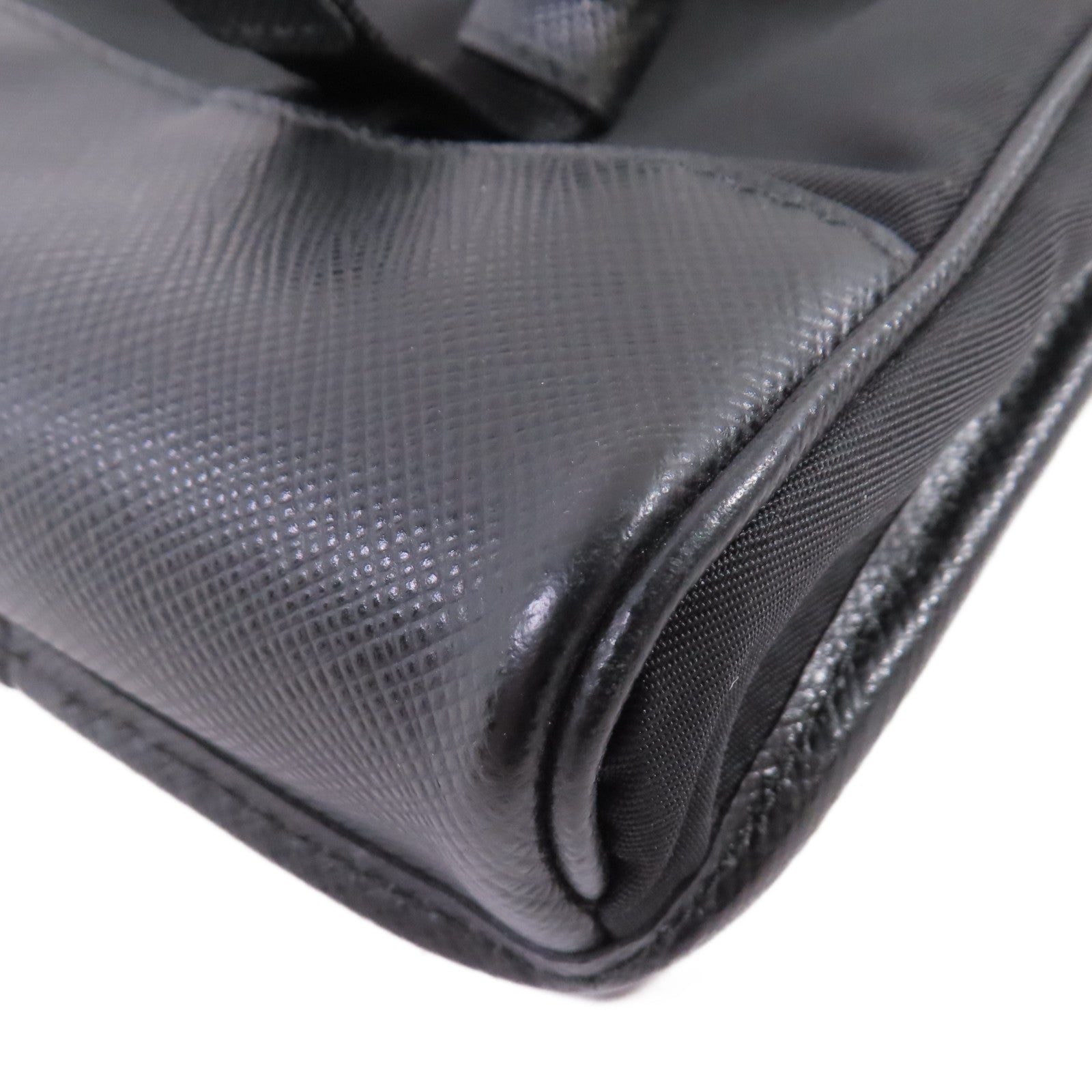 PRADA 尼龍/Saffiano皮革Smartphone Shoulder Case銀扣肩背袋黑色