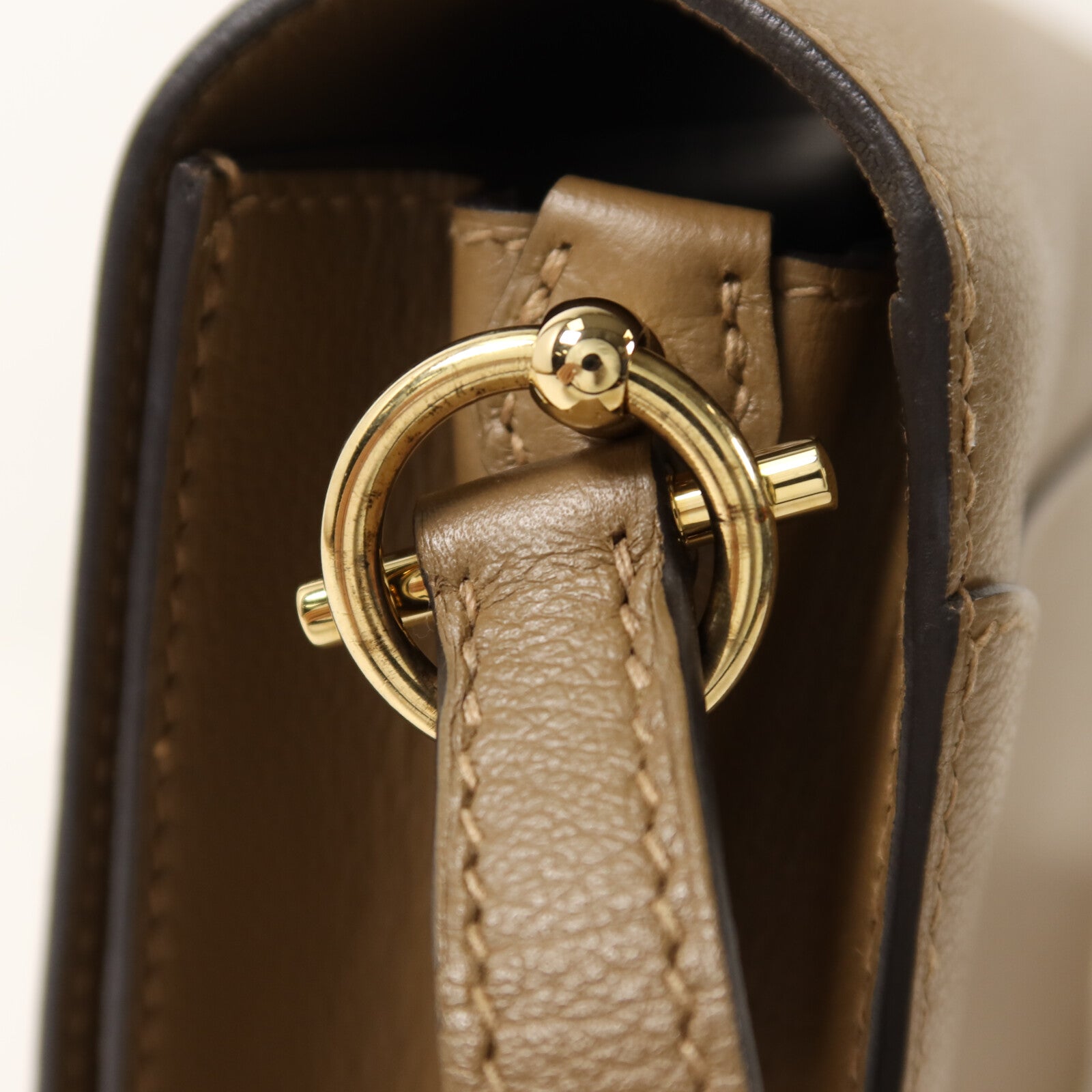 HERMES Evercolor皮革Roulis 23金扣肩背袋Alezan