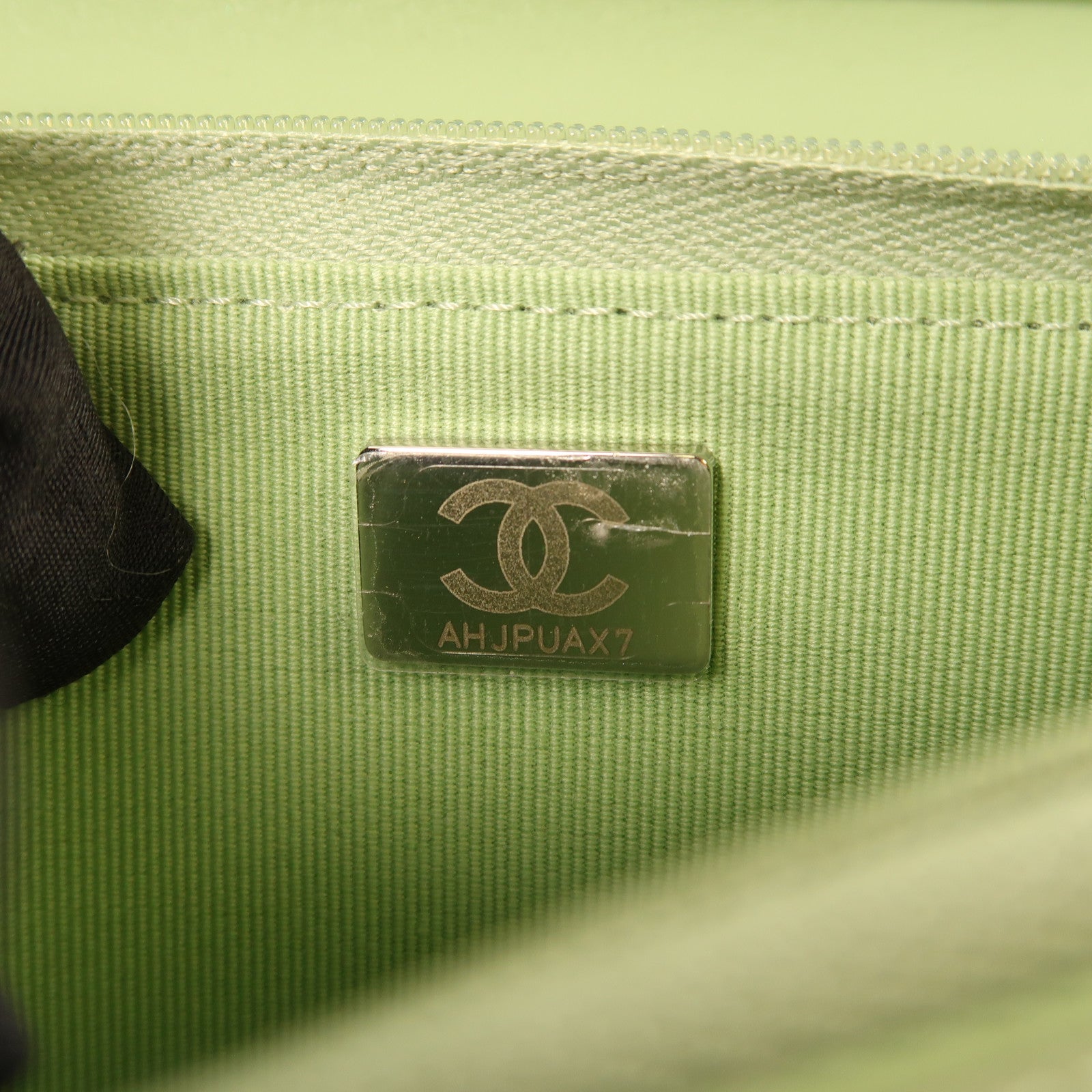 CHANEL 羊皮皮革WOC Wallet On Chain鏈帶肩背袋