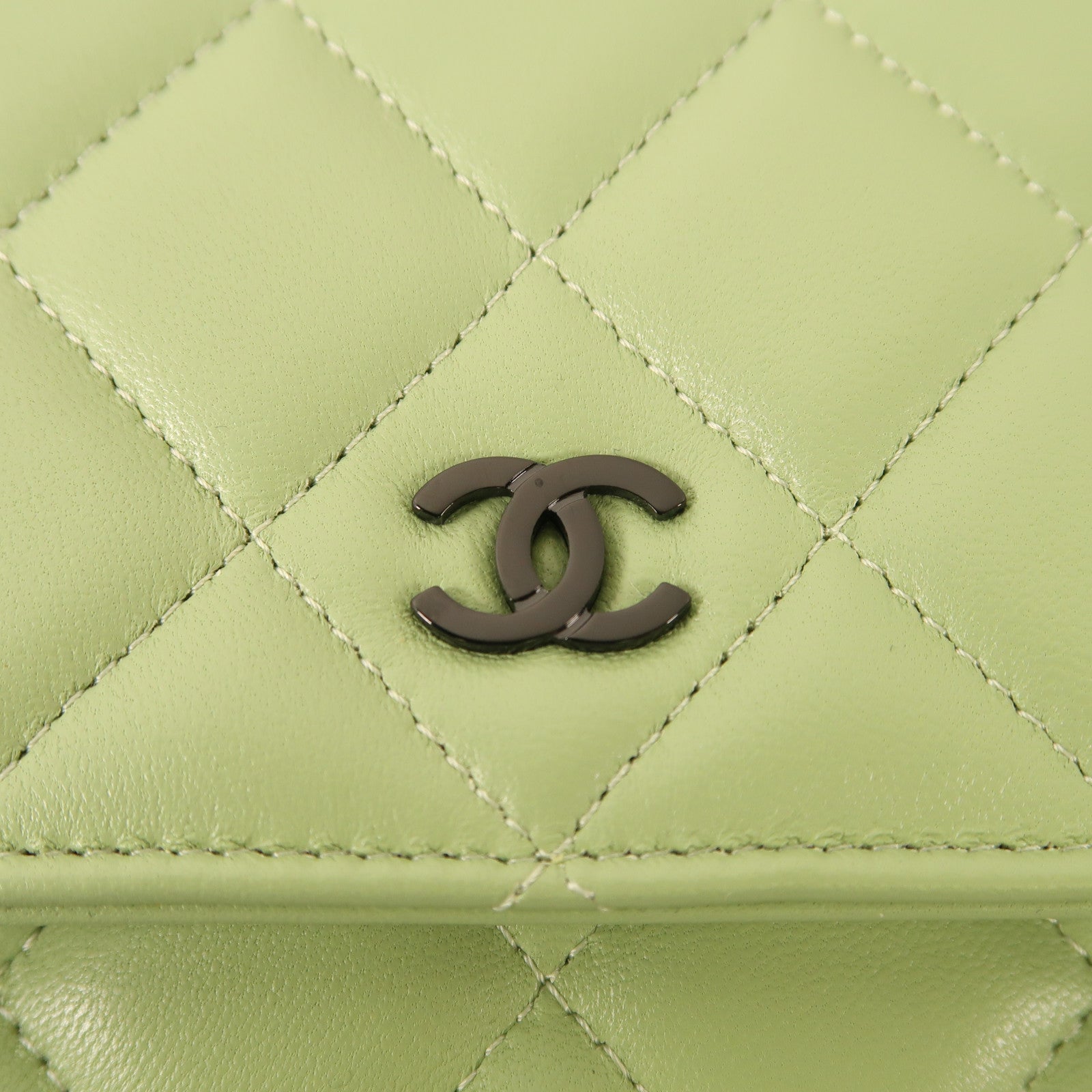 CHANEL 羊皮皮革WOC Wallet On Chain鏈帶肩背袋