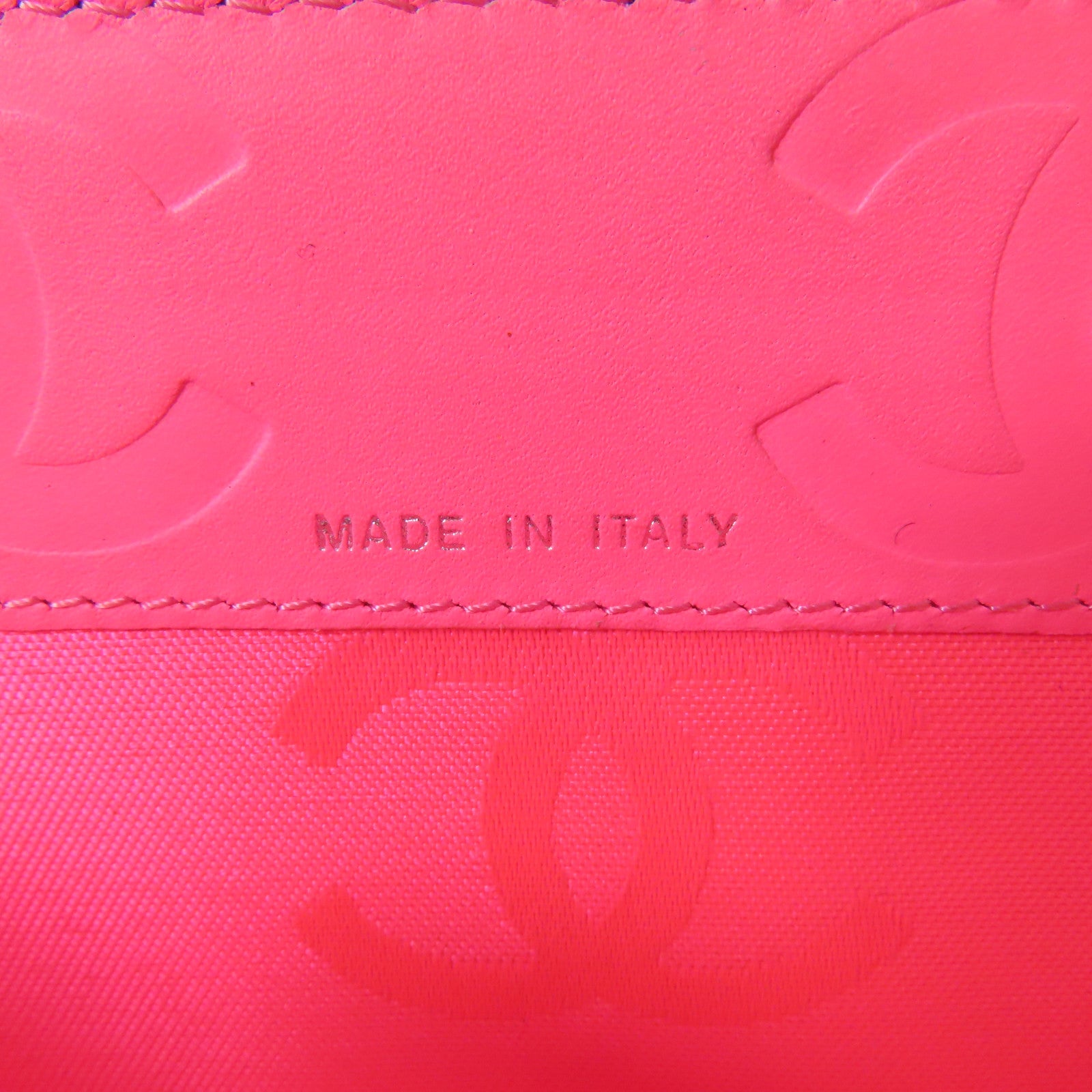 CHANEL 【激減優惠】牛皮皮革Cambon Zipper Wallet銀扣長錢包