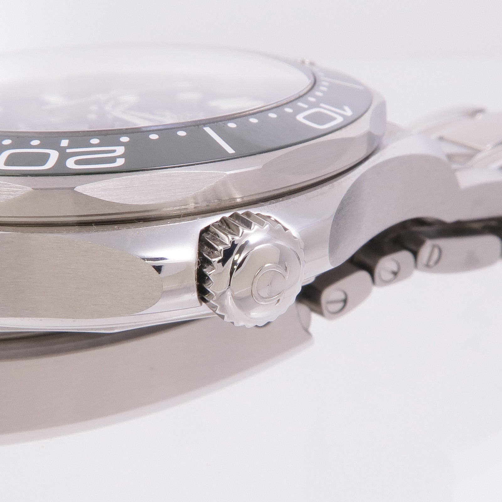 OMEGA Seamaster Diver 300M 210.30.42.20.10.001