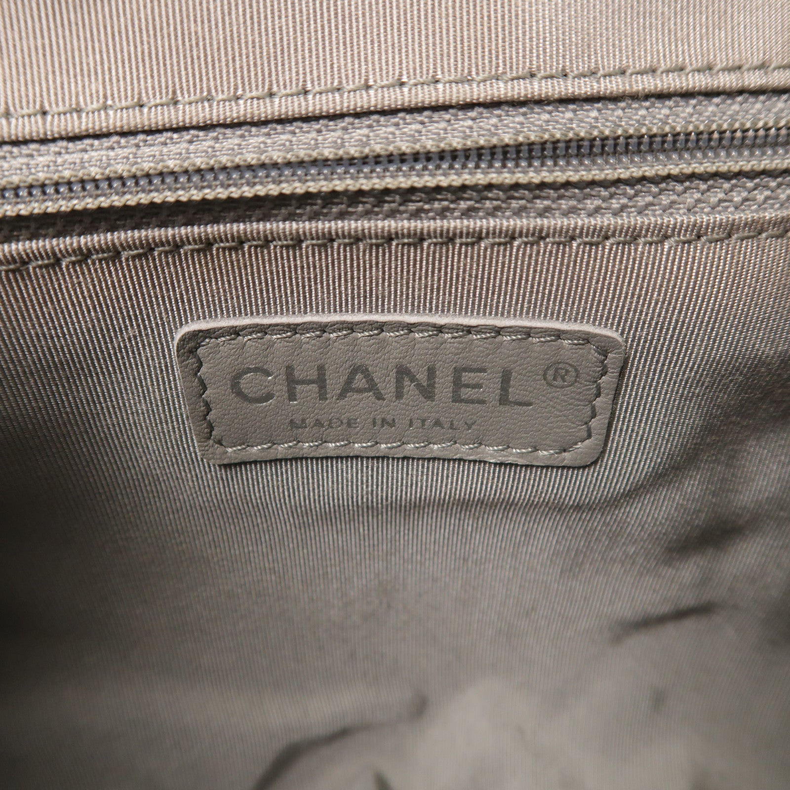 CHANEL 牛皮皮革Chain Shoulder銀扣鏈帶肩背袋