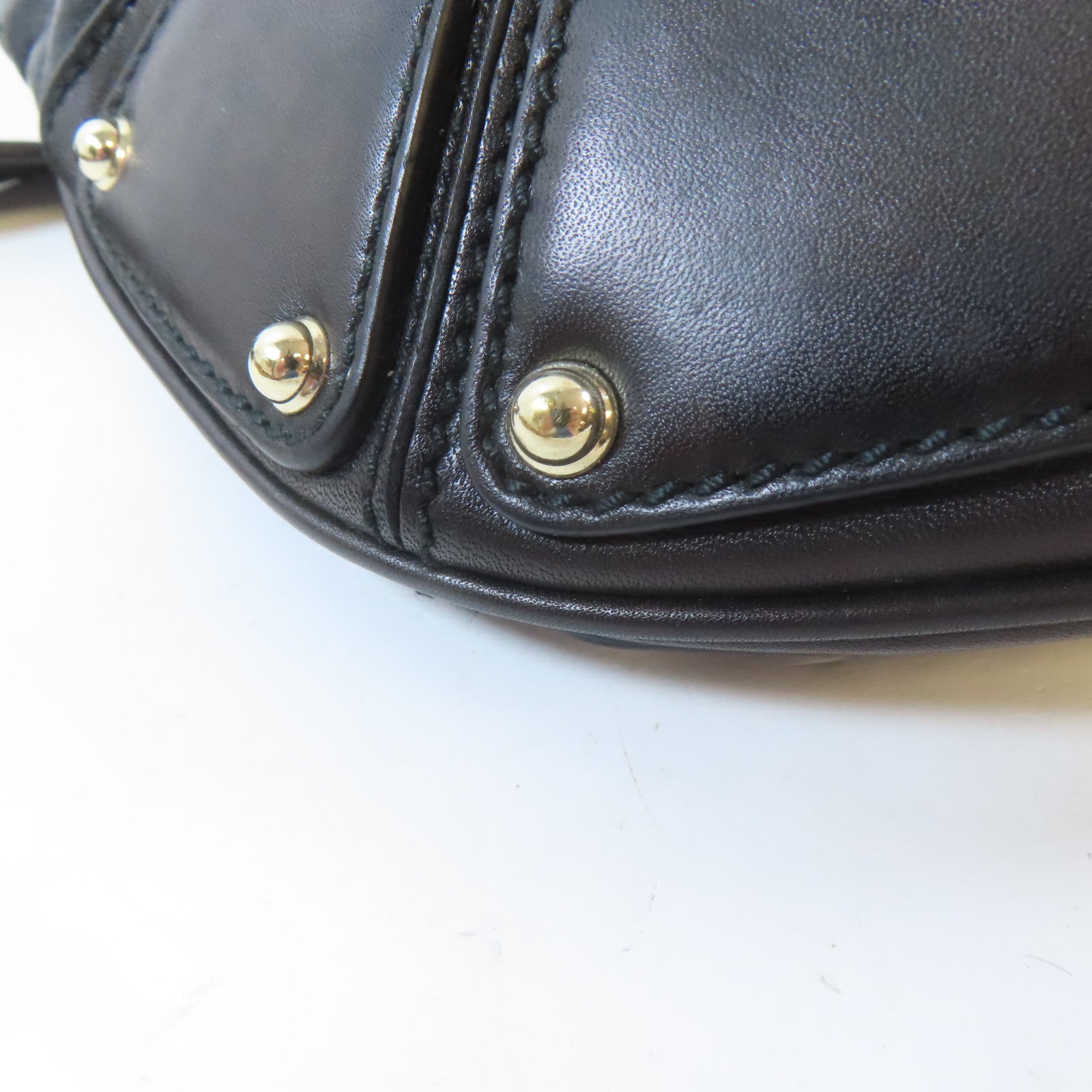 GUCCI 牛皮皮革Indy Babouska金扣手挽肩背兩用袋黑色