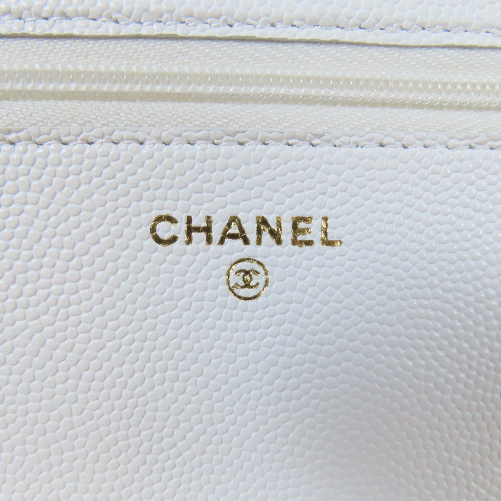 CHANEL 【激減優惠】菱格Caviar皮革Wallet On Chain金扣鏈帶肩背袋白色