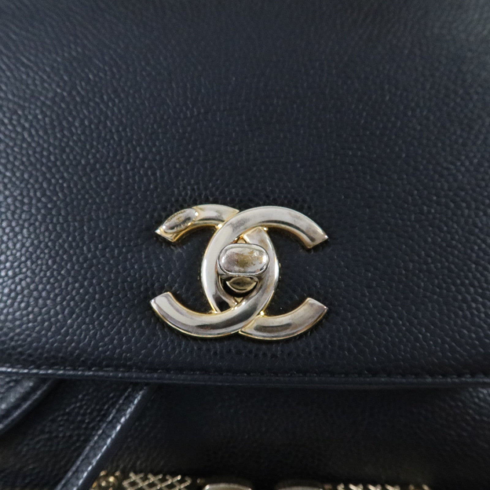 CHANEL 牛皮皮革Business Affnity金扣背包