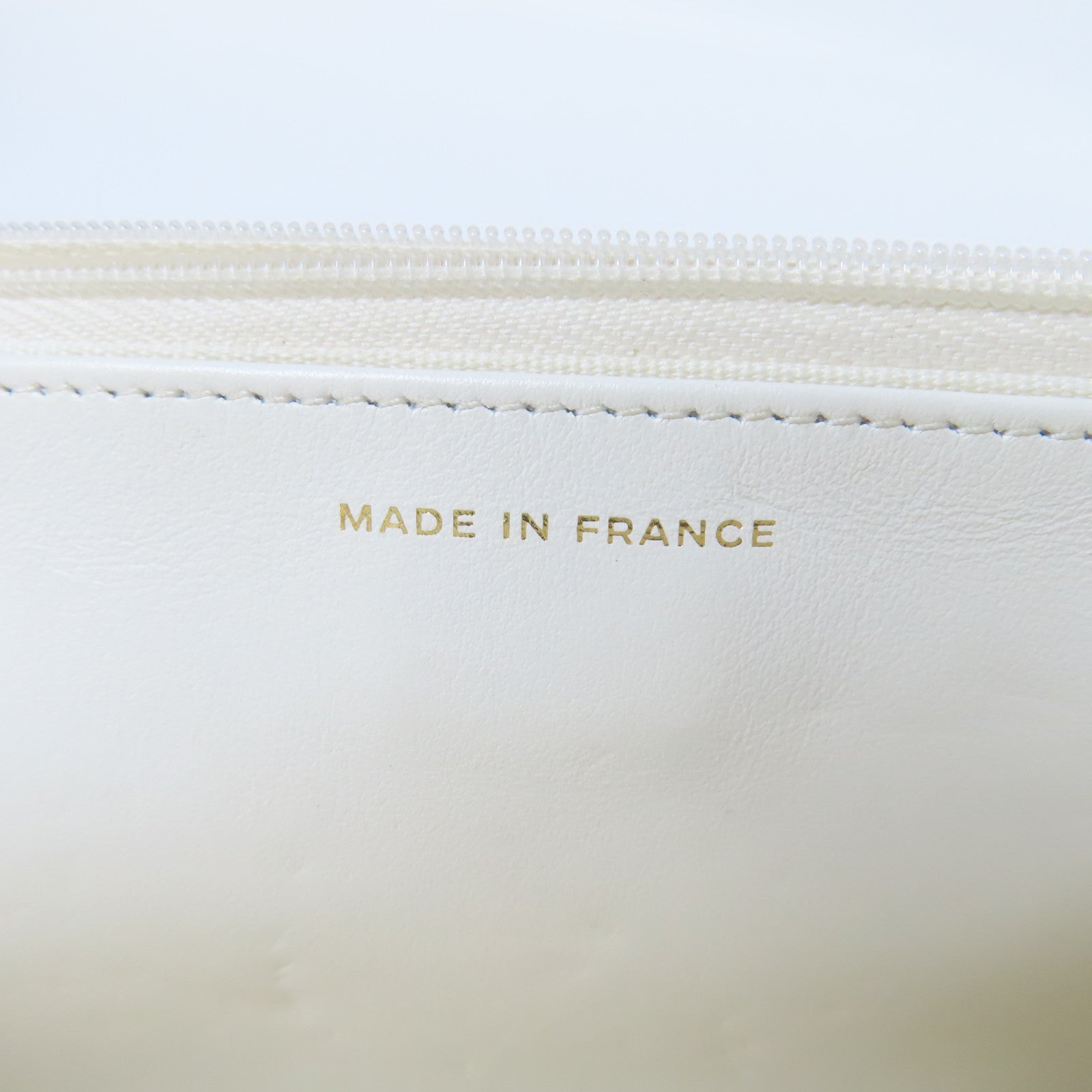CHANEL 【激減優惠】菱格Caviar皮革Wallet On Chain金扣鏈帶肩背袋白色