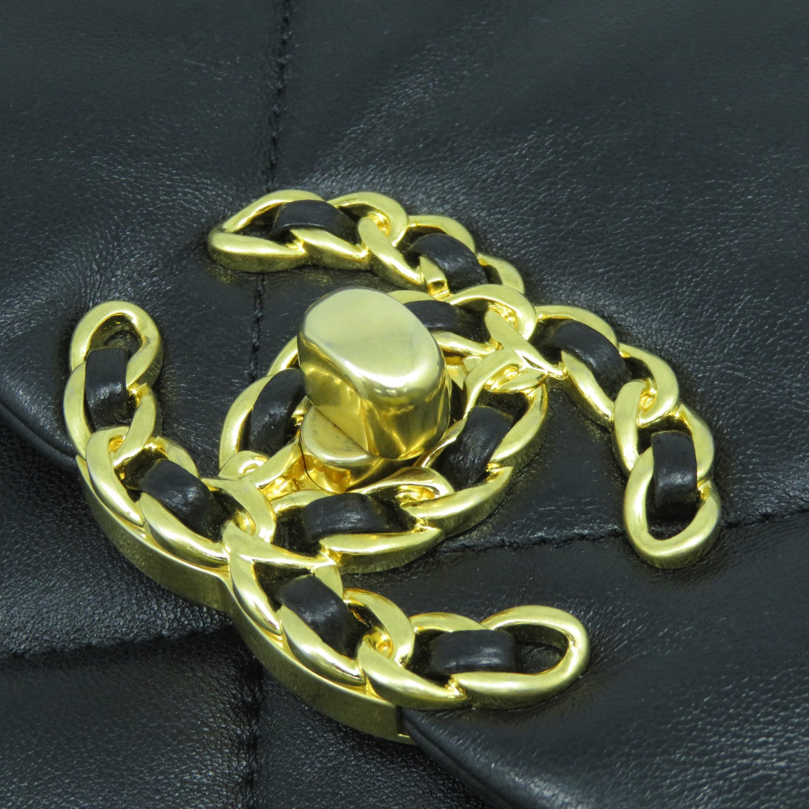 CHANEL 【激減優惠】菱格羊皮皮革Chanel 19金扣手挽肩背兩用袋黑色