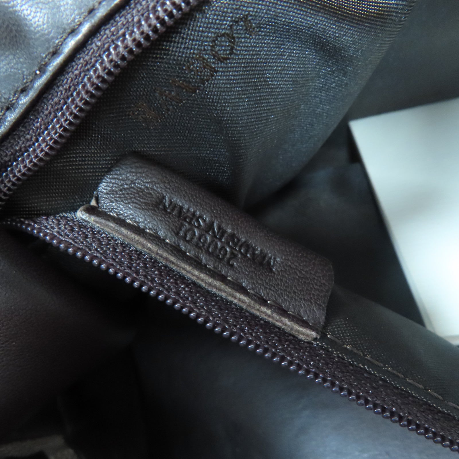 LOEWE 【激減優惠】麂皮/牛皮皮革Hand Bag銀扣手挽袋粉紅色