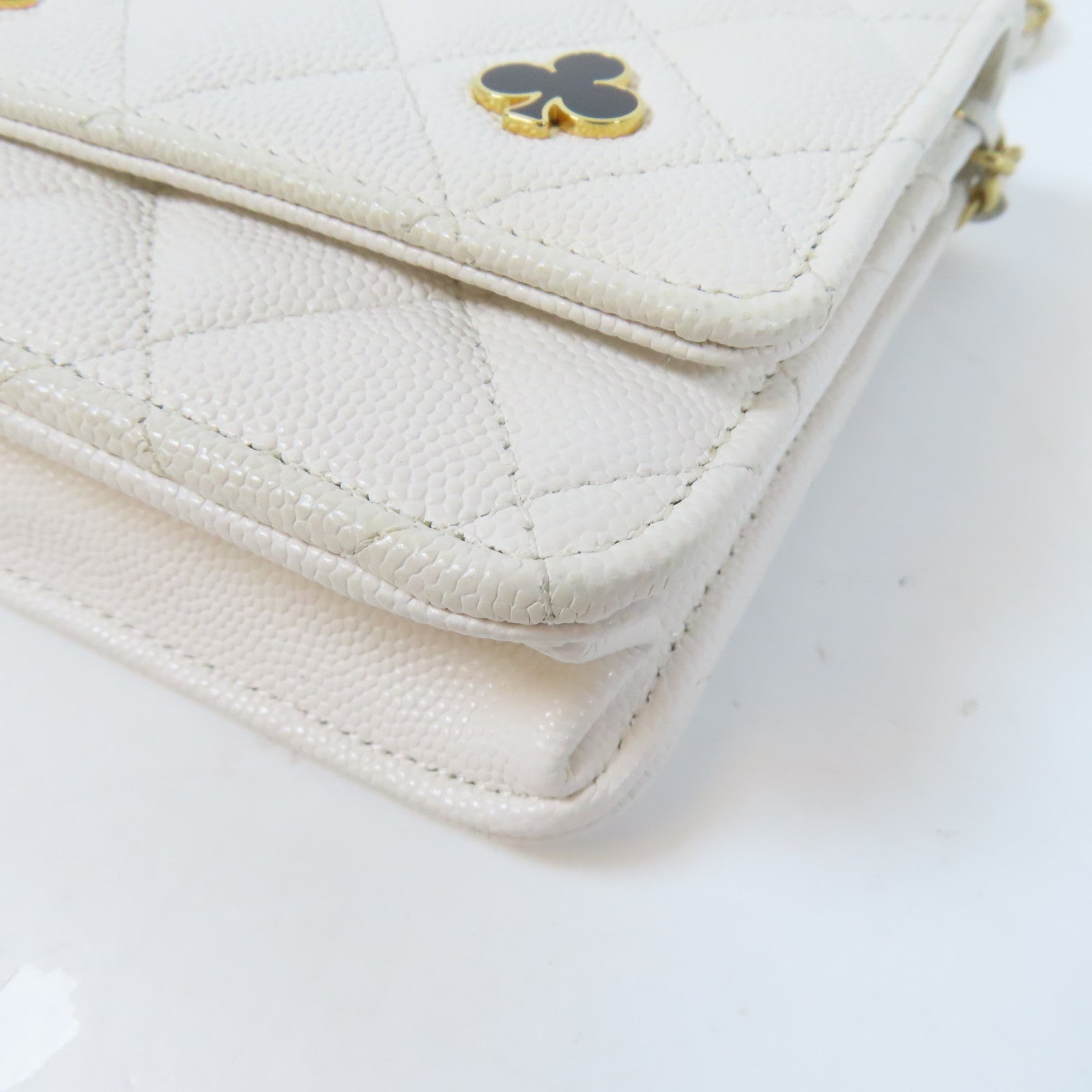 CHANEL 【激減優惠】菱格Caviar皮革Wallet On Chain金扣鏈帶肩背袋白色