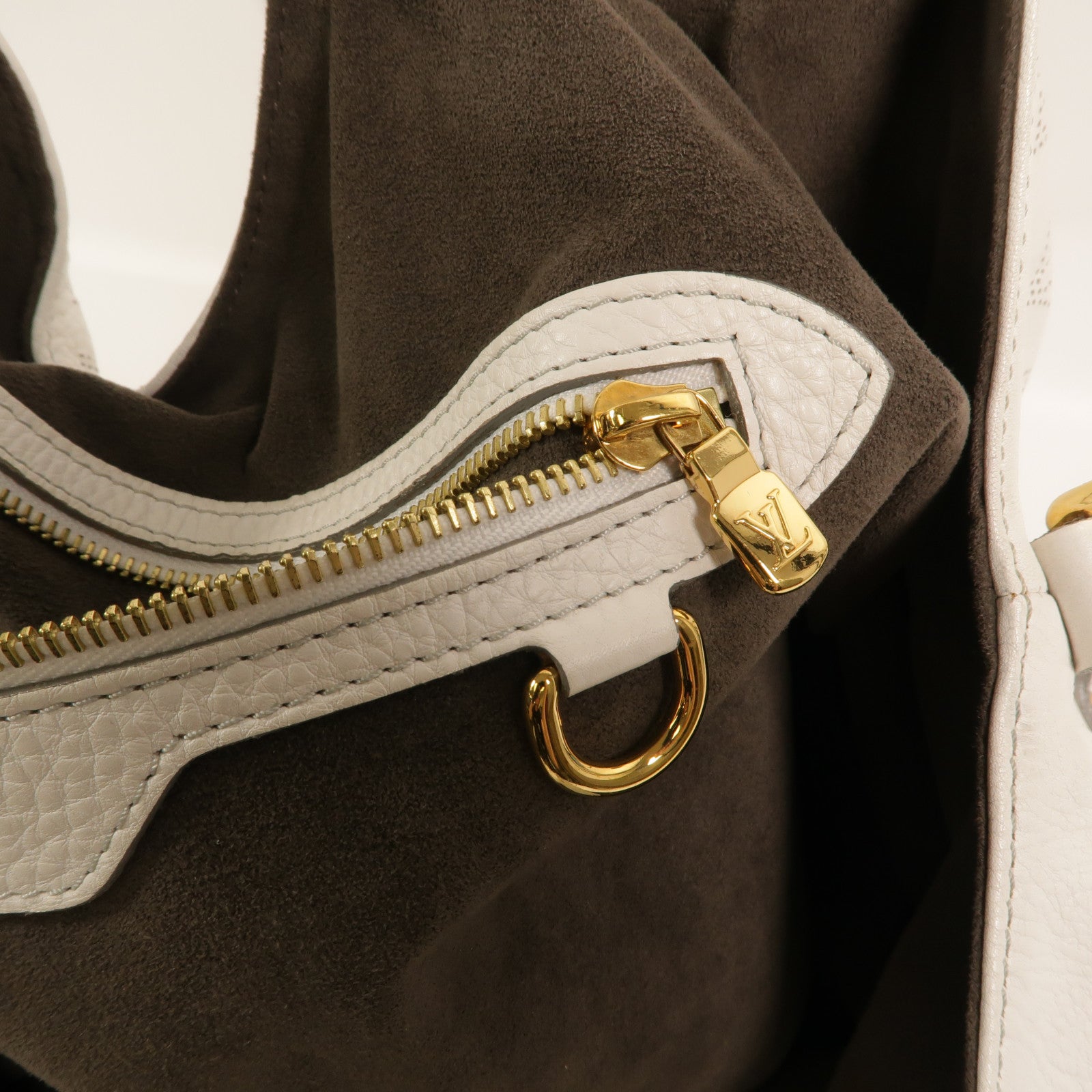 LOUIS VUITTON Monogram Mahina XL肩背袋