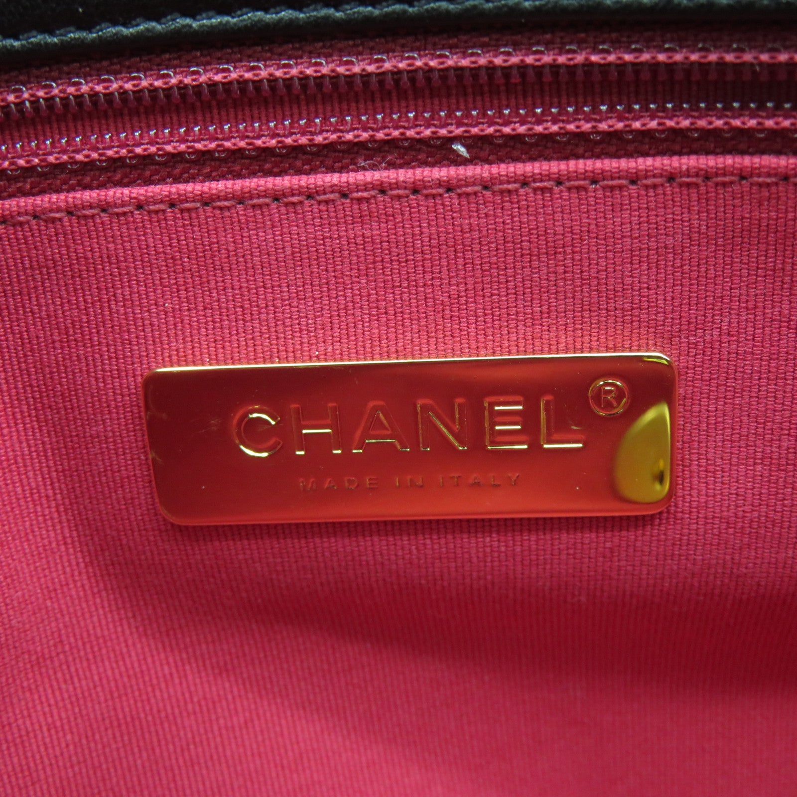 CHANEL 【激減優惠】菱格羊皮皮革Chanel 19金扣手挽肩背兩用袋黑色