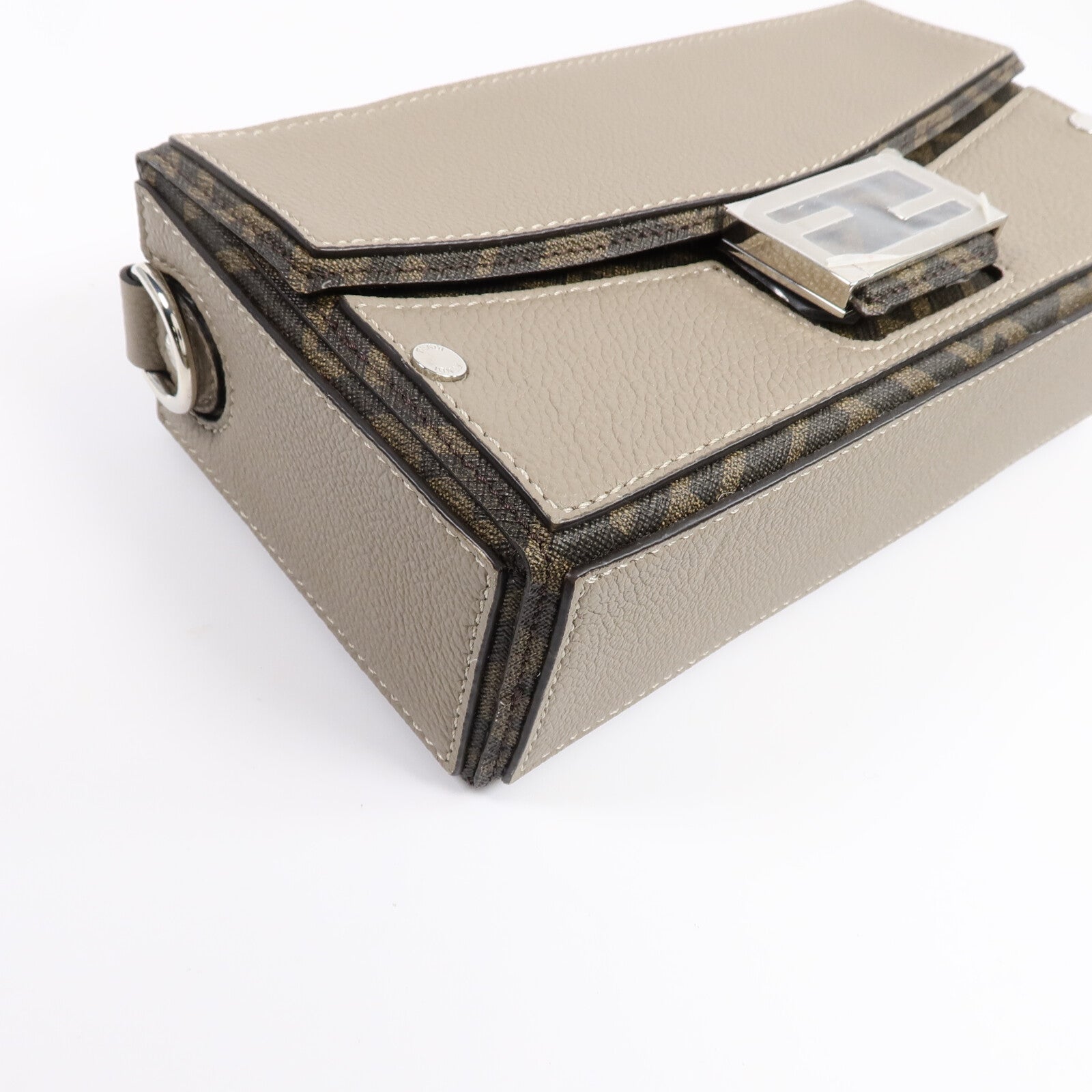 FENDI 牛皮皮革Baguette Soft Trunk手挽肩背兩用袋