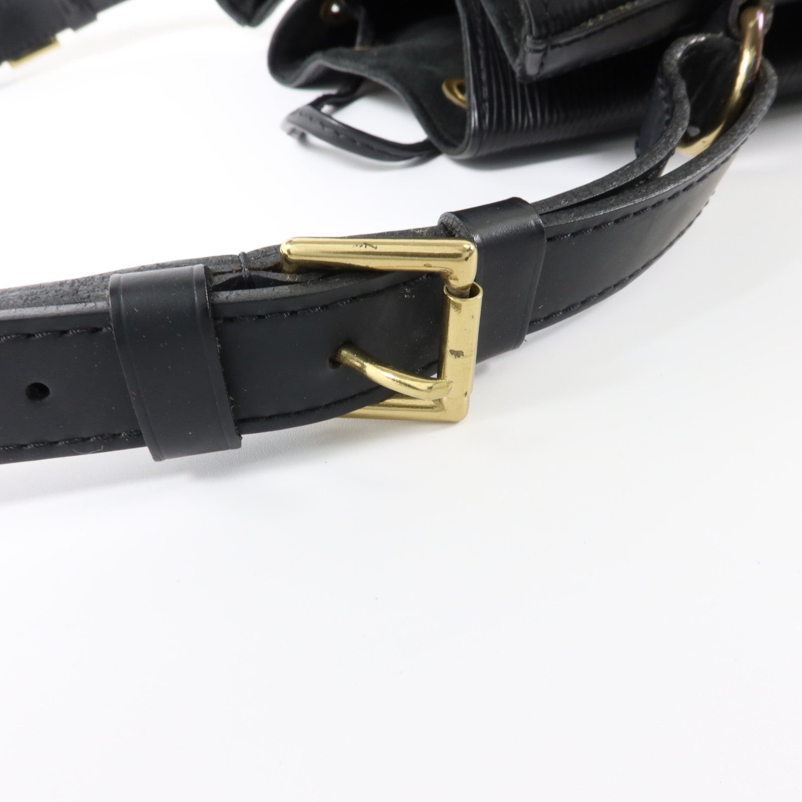 LOUIS VUITTON Epi Noe金扣肩背袋