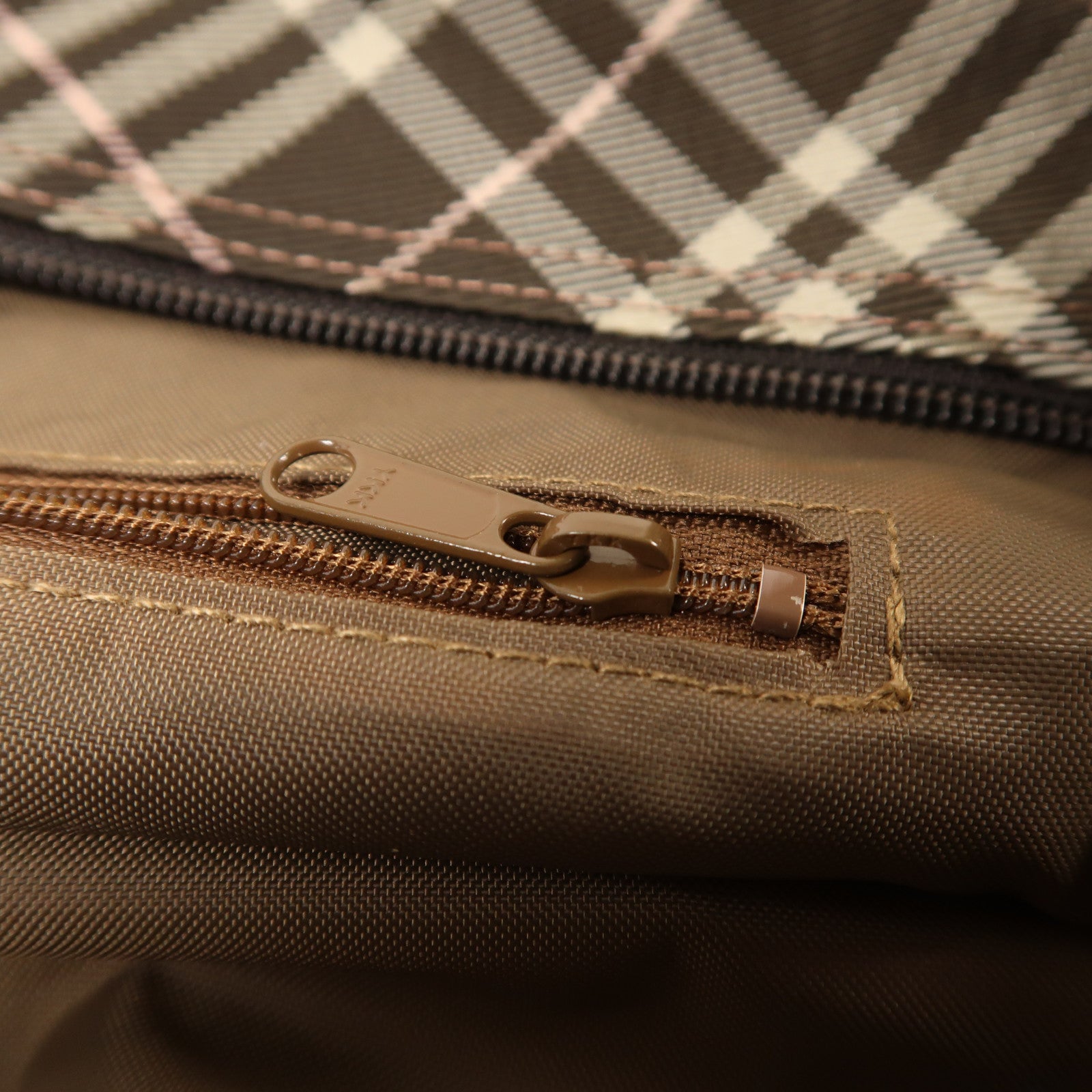 BURBERRY 尼龍/牛皮皮革Tote Bag肩背袋