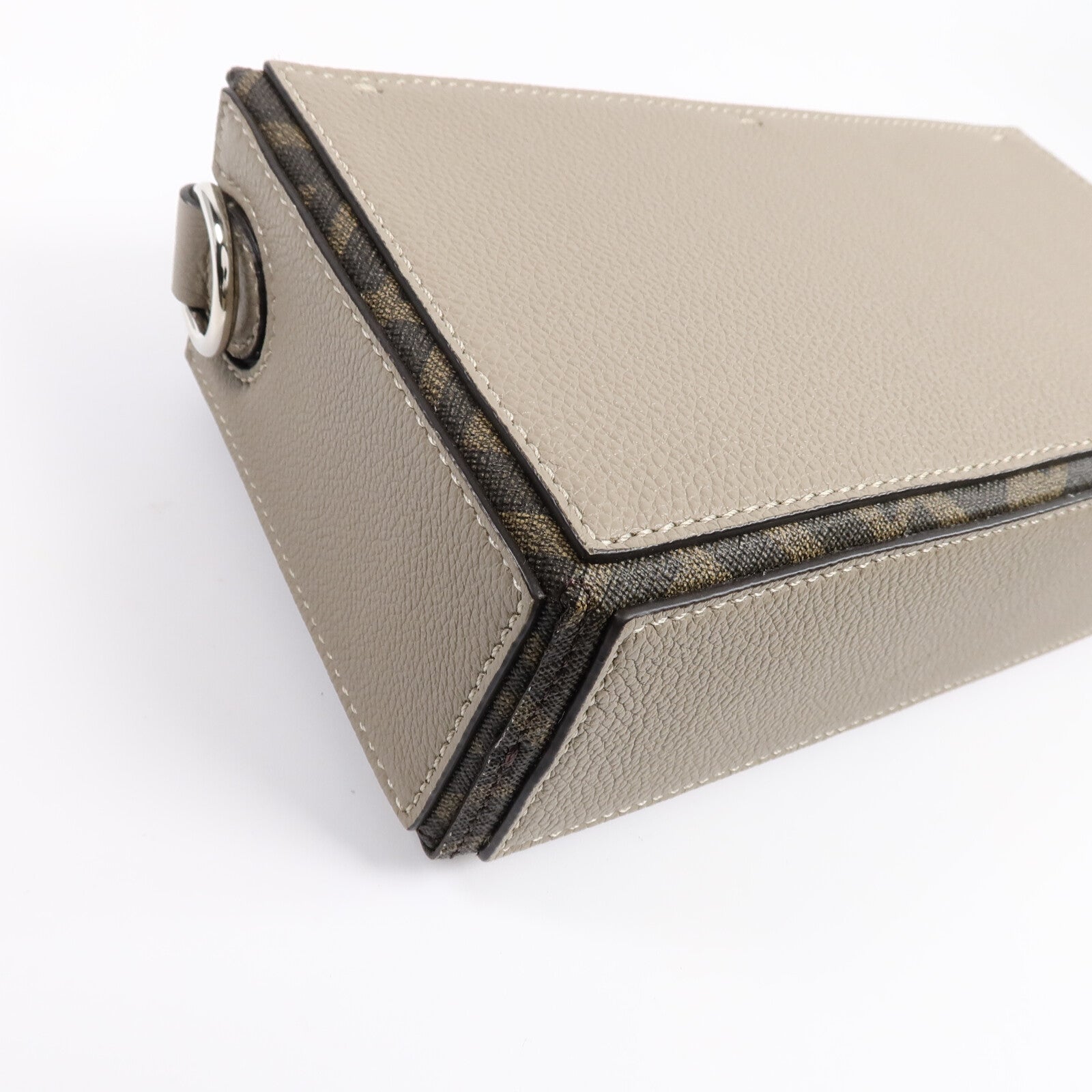 FENDI 牛皮皮革Baguette Soft Trunk手挽肩背兩用袋