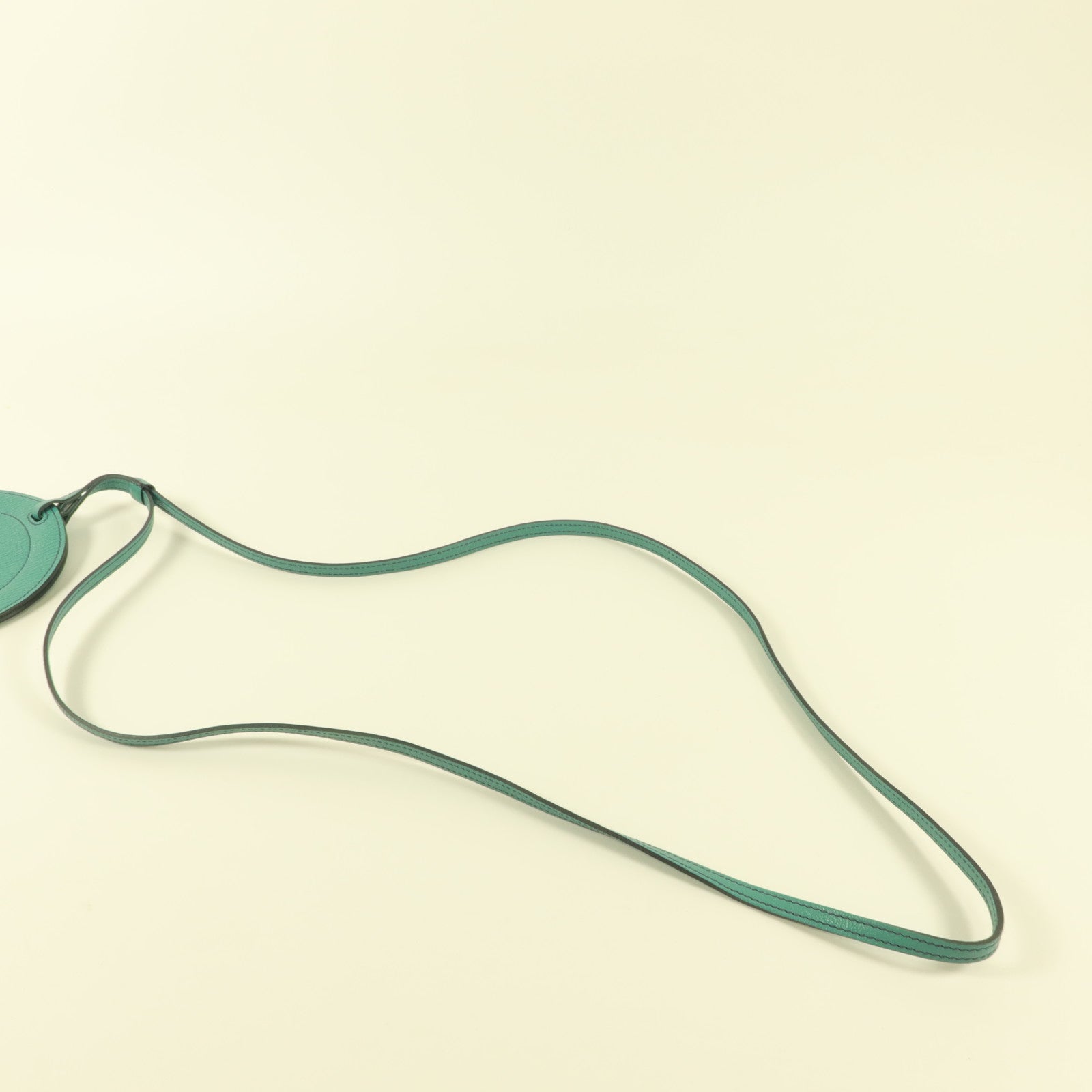 HERMES Chevre皮革In The Loop To Go GM電話肩背袋Vert Verone